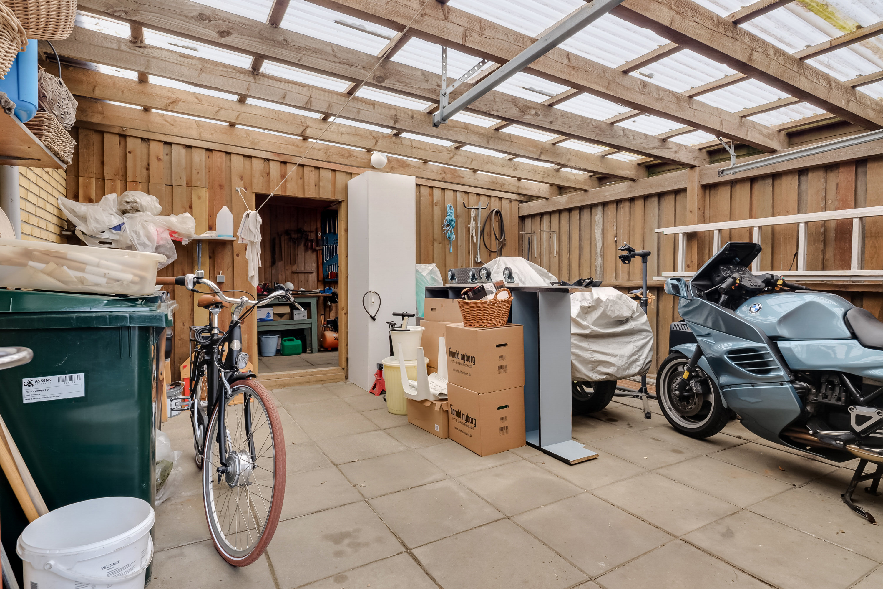 Fremhævet garage billede i fuldskærmstilstand. Billede af Havrevænget 9, 5620 Glamsbjerg