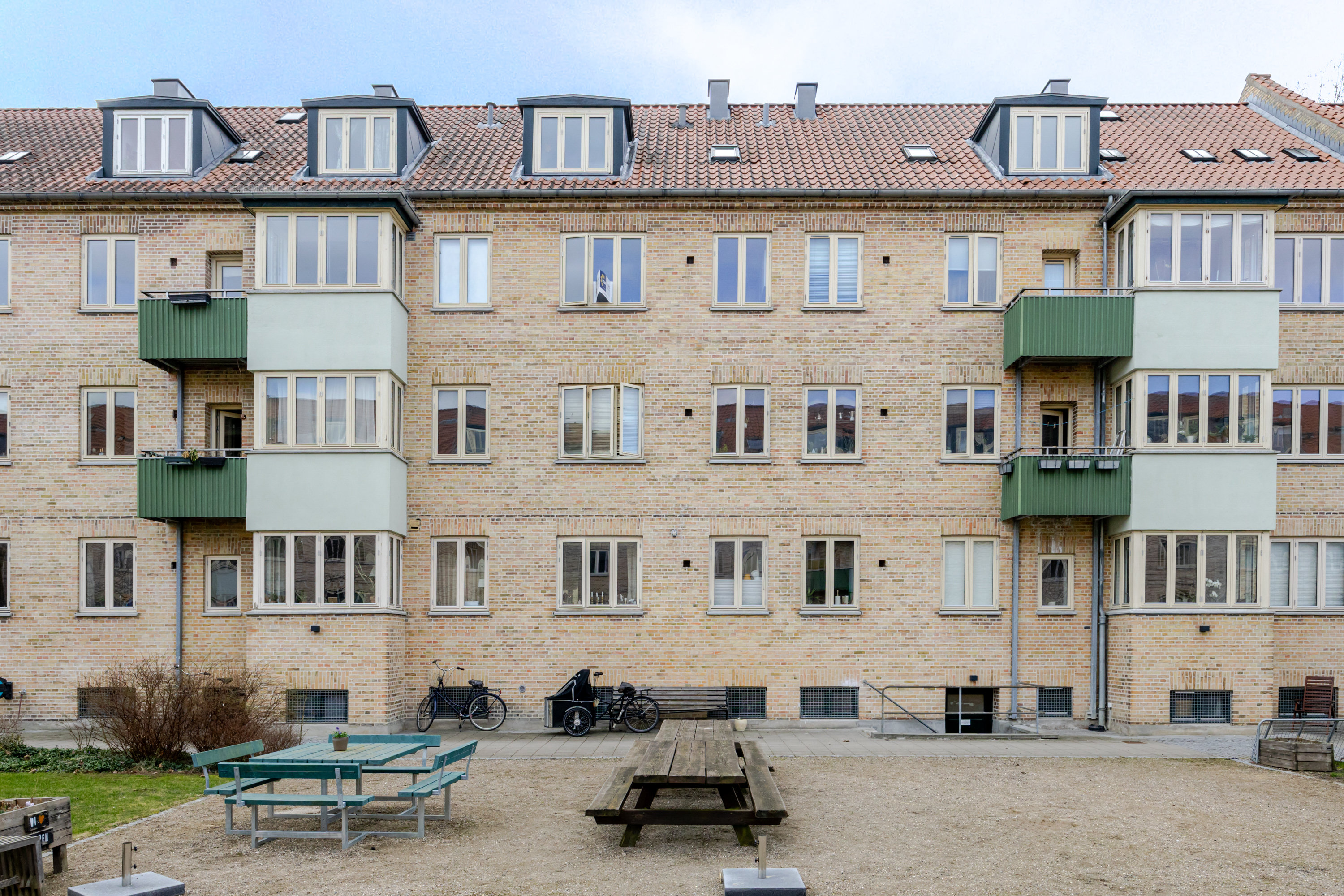 Fremhævet andet billede i fuldskærmstilstand. Billede af Sjælør Boulevard 30, 2. tv., 2450 København SV