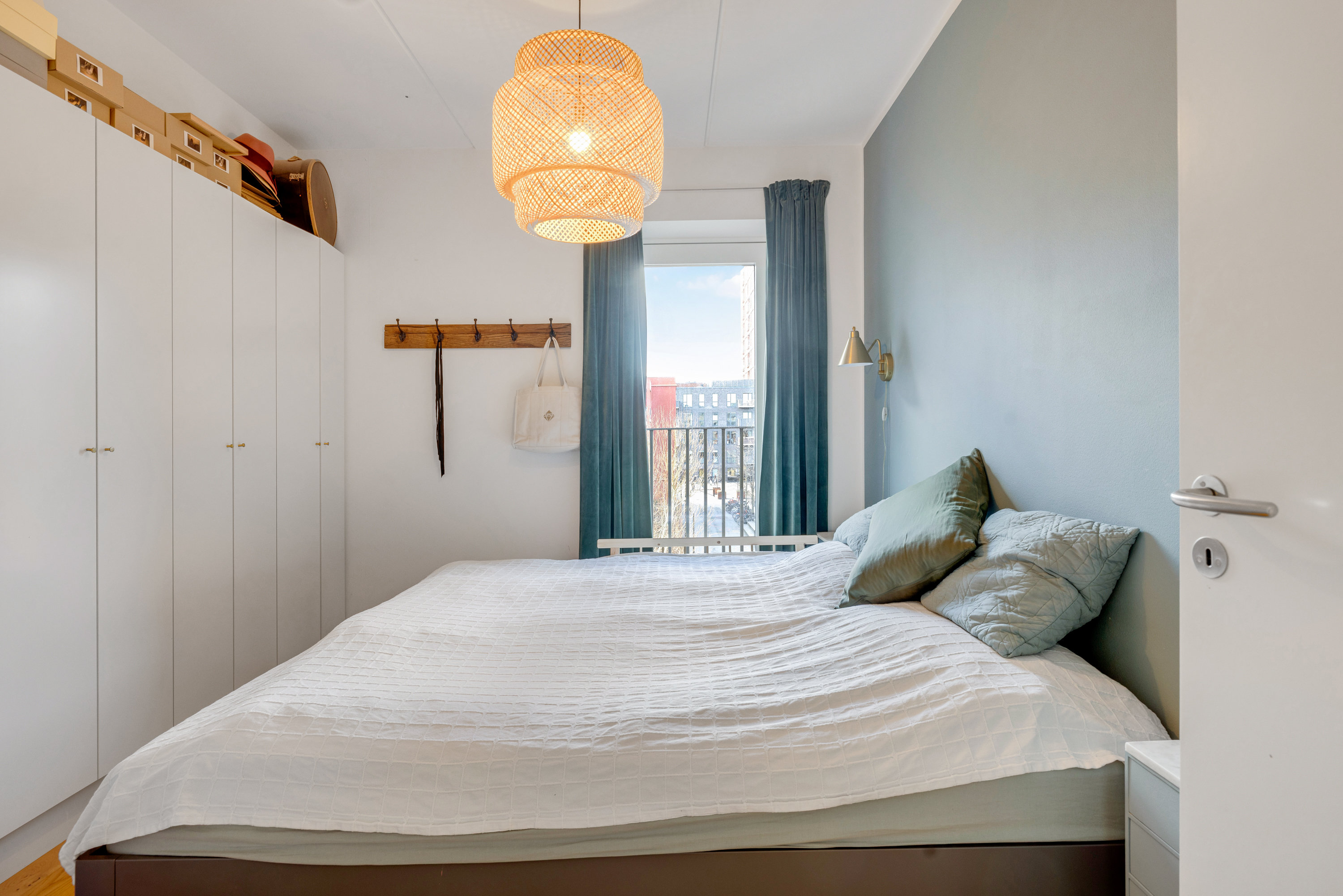 Fremhævet soveværelse billede i fuldskærmstilstand. Billede af Thorvald Bindesbølls Plads 16, 2. tv., 1799 København V