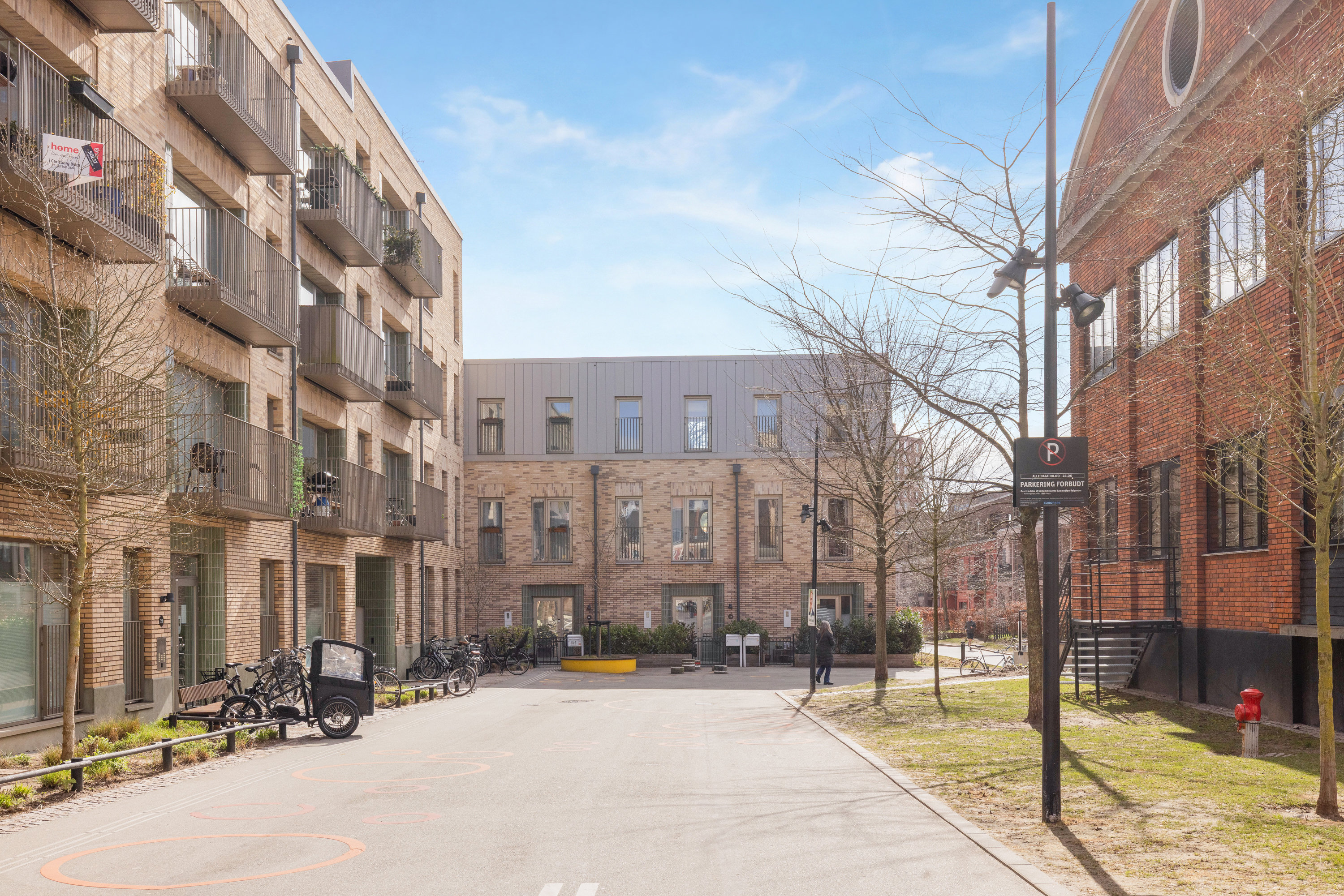 Fremhævet gårdmiljø billede i fuldskærmstilstand. Billede af Thorvald Bindesbølls Plads 16, 2. tv., 1799 København V