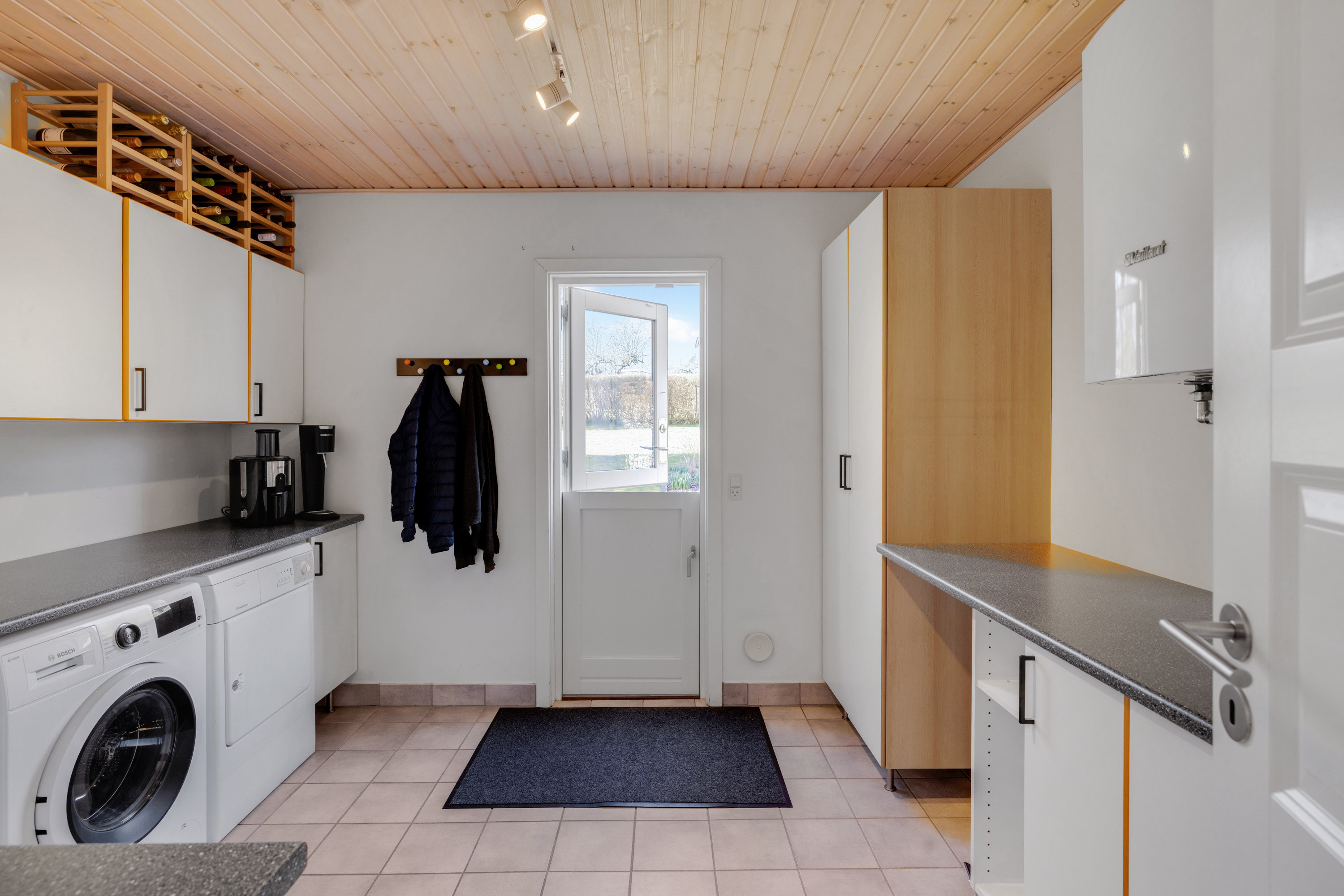 Fremhævet bryggers billede i fuldskærmstilstand. Billede af Langkærgårdsvej 18, 3460 Birkerød