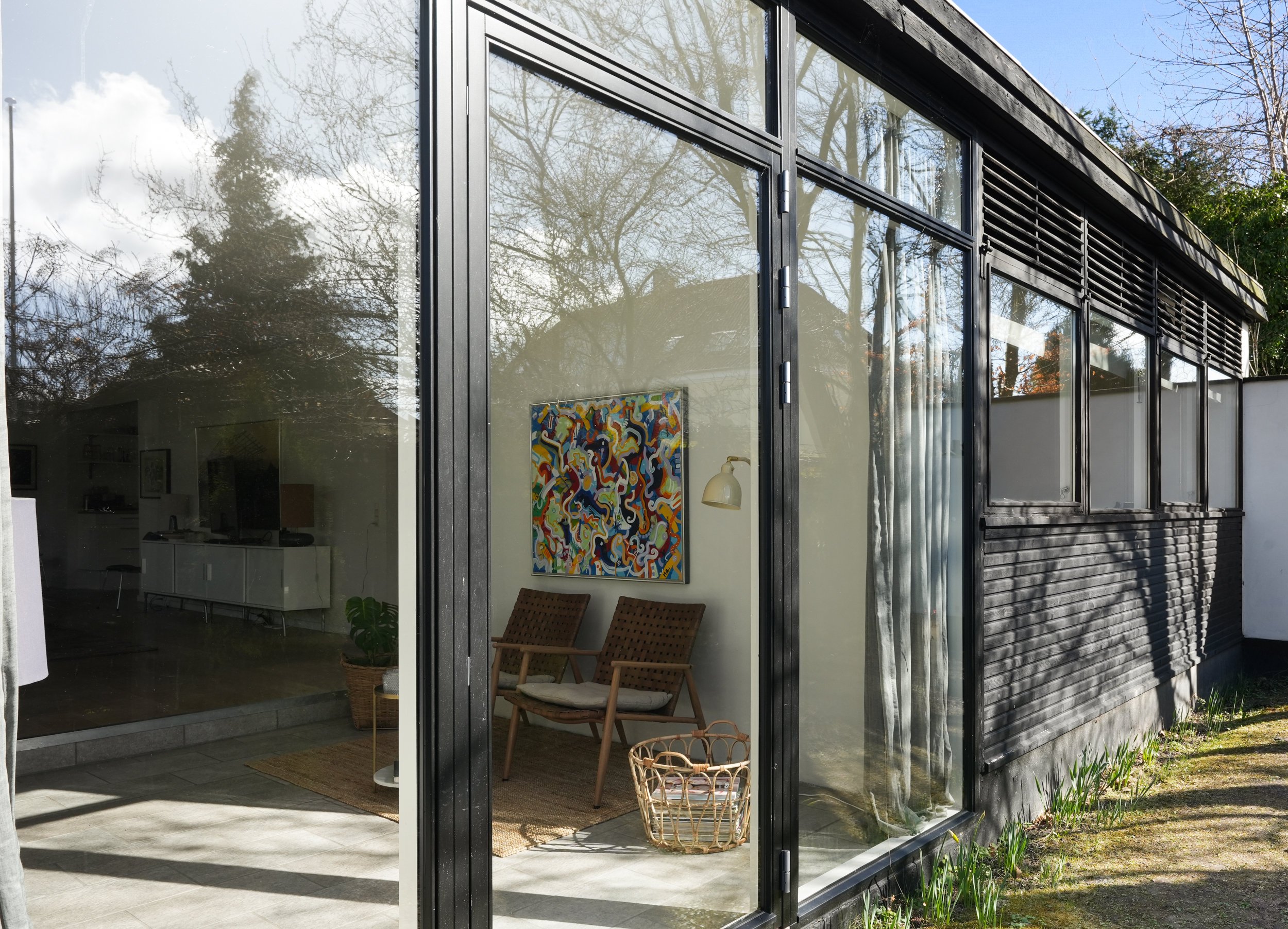 Fremhævet facade billede i fuldskærmstilstand. Billede af Ordrup Jagtvej 4B, 2920 Charlottenlund