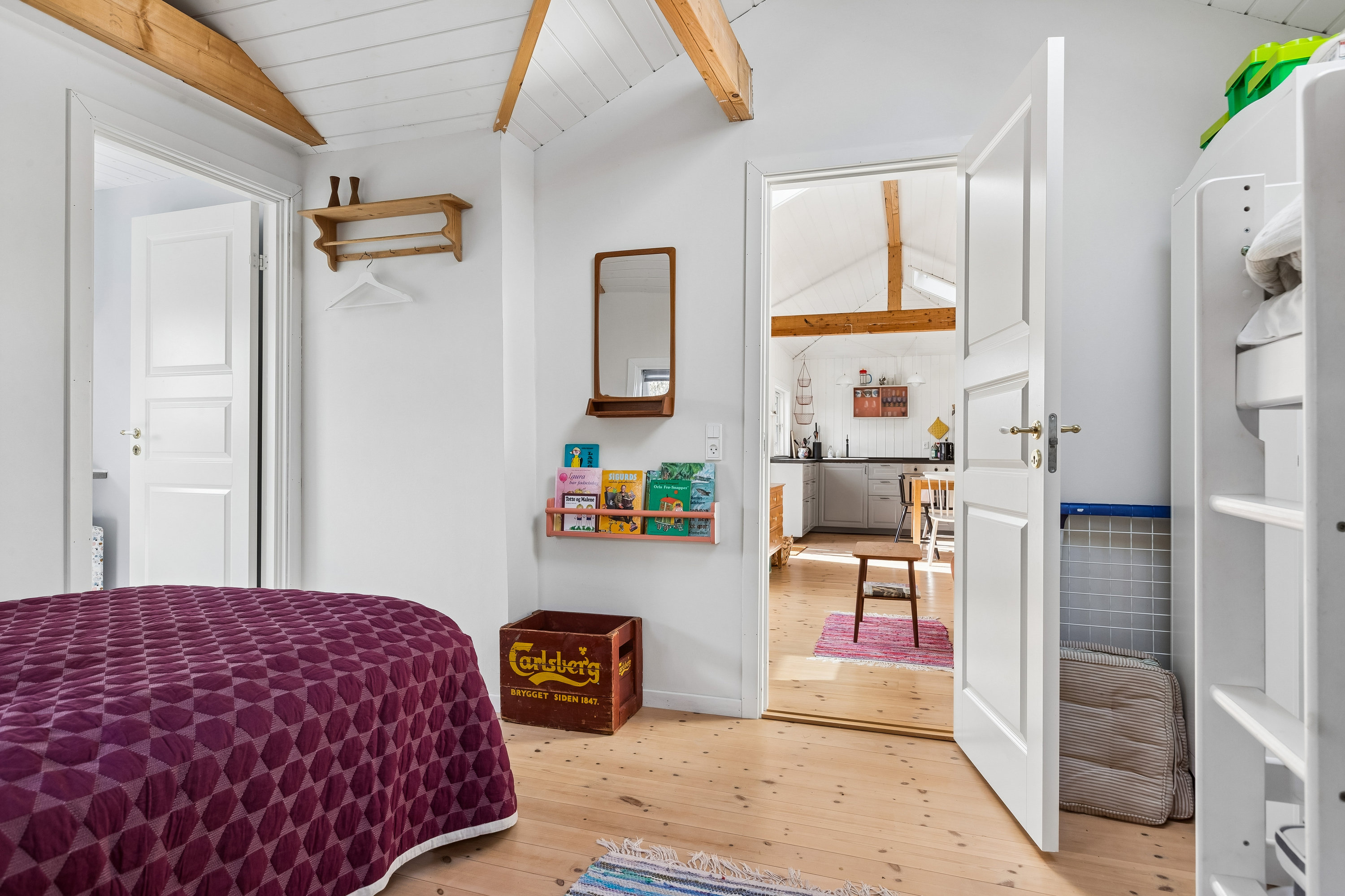 Fremhævet værelse billede i fuldskærmstilstand. Billede af Engvej 67F, Hf. Strandbo, 2300 København S