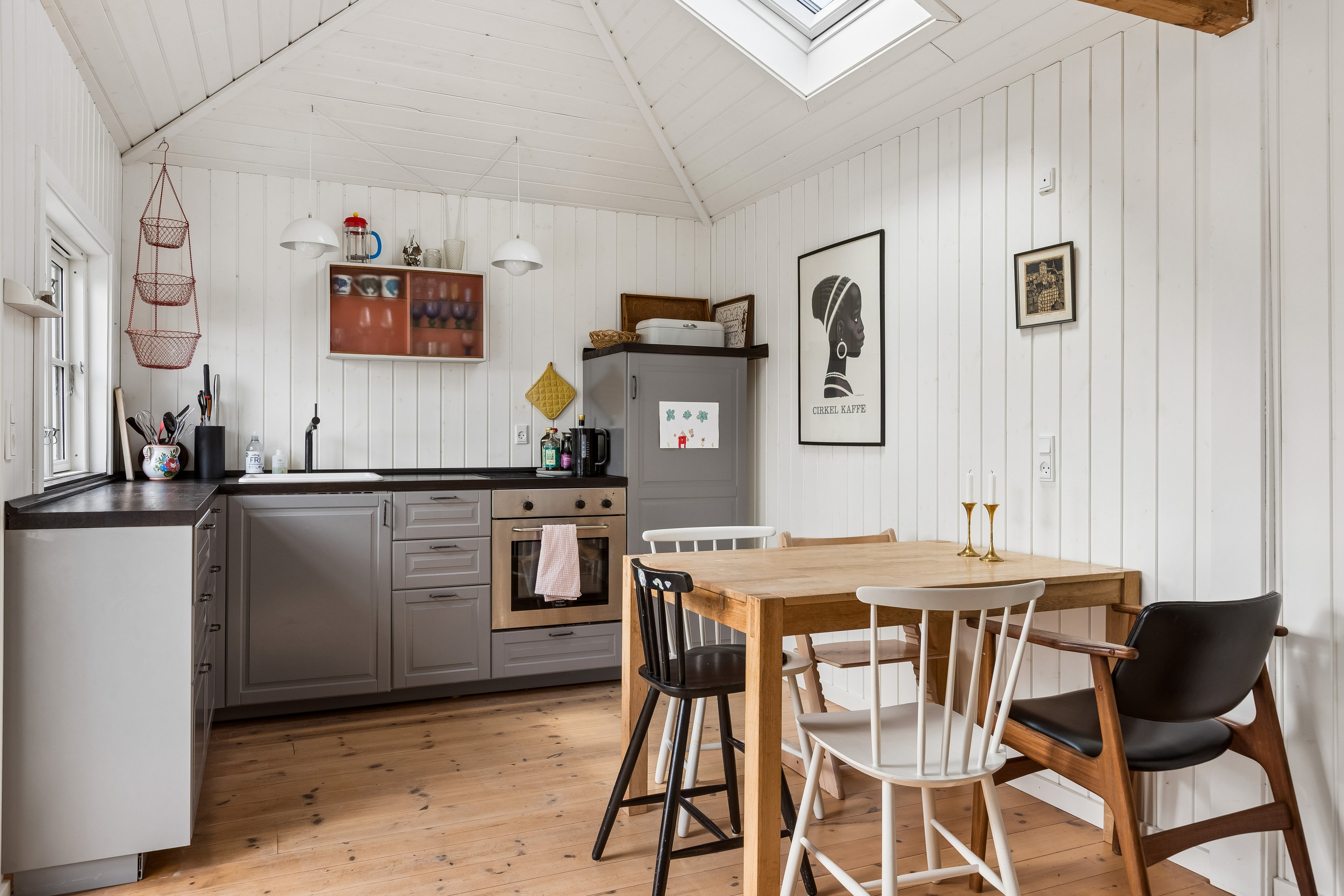 Fremhævet køkken billede i fuldskærmstilstand. Billede af Engvej 67F, Hf. Strandbo, 2300 København S