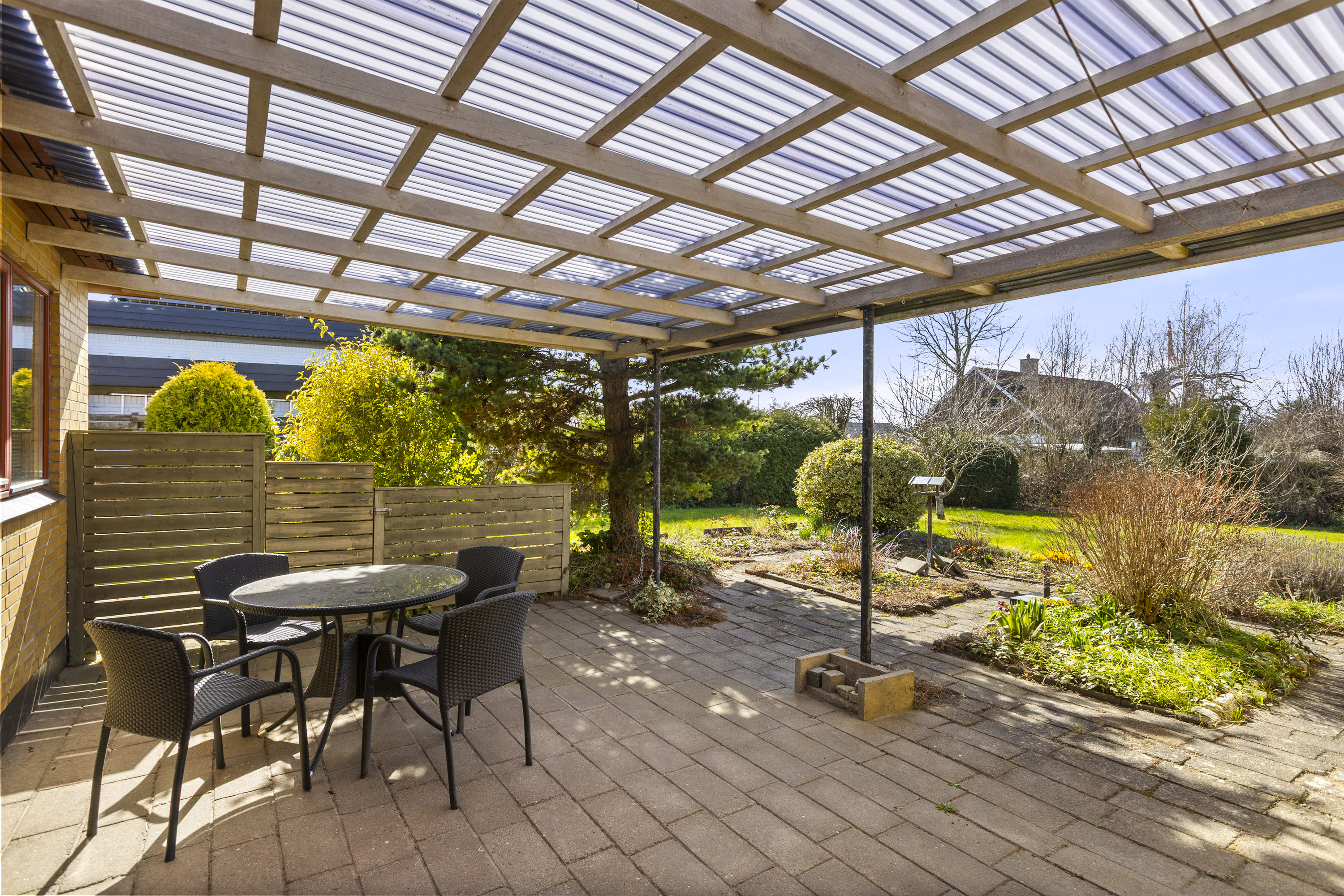 Fremhævet overdækket terrasse billede i fuldskærmstilstand. Billede af Lyshøj 7, 4220 Korsør