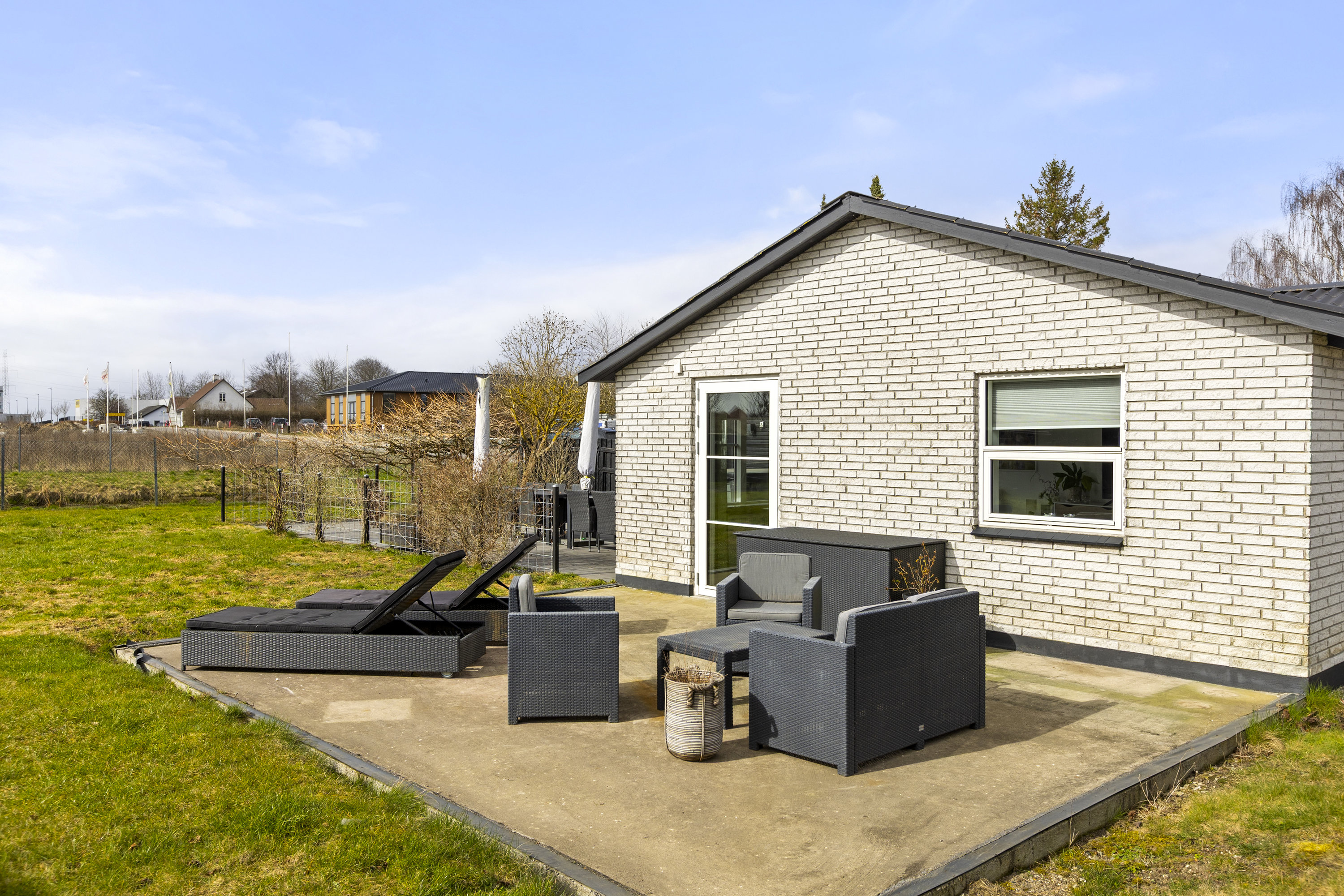 Fremhævet terrasse billede i fuldskærmstilstand. Billede af Holbækvej 69, Benløse, 4100 Ringsted