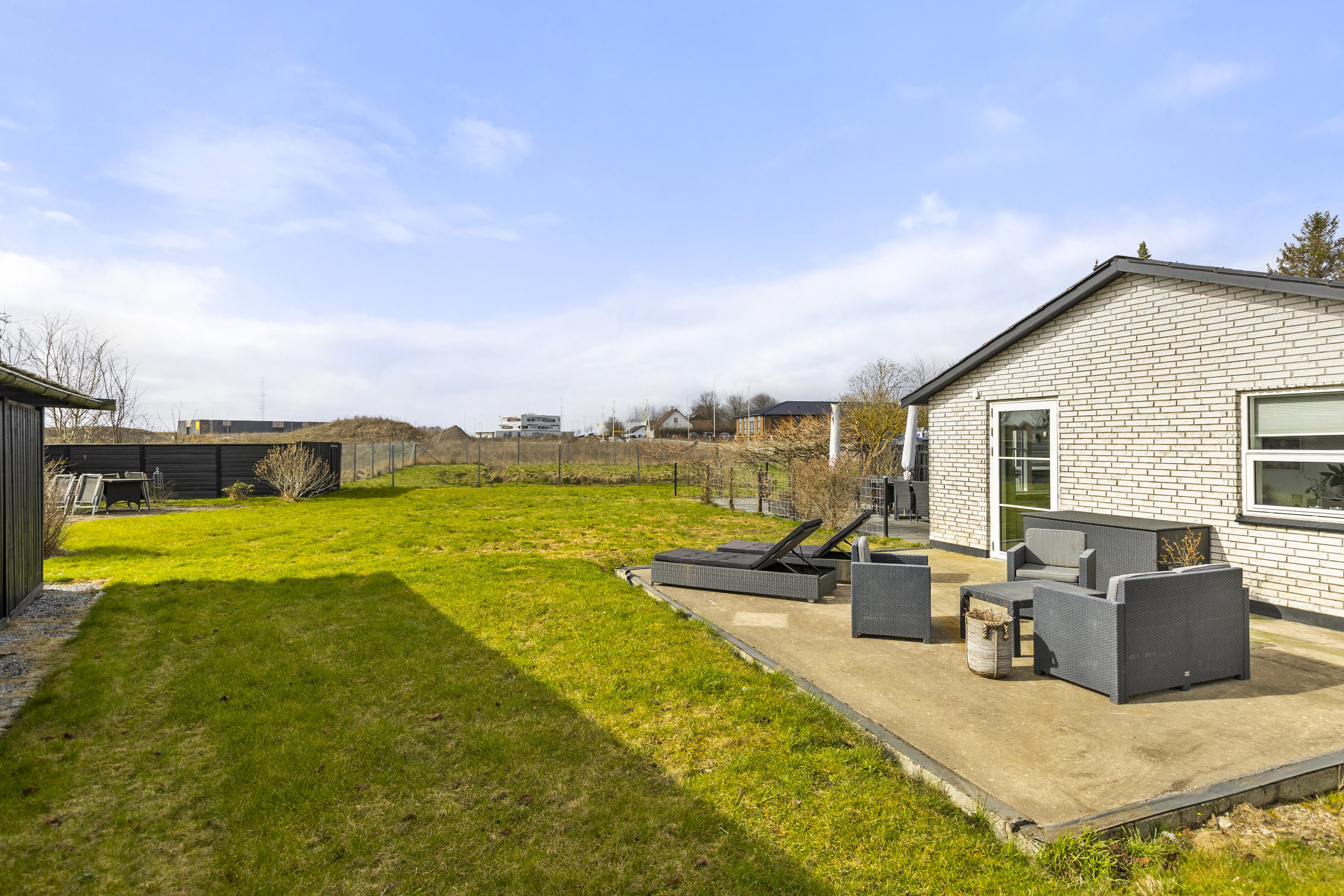 Fremhævet have billede i fuldskærmstilstand. Billede af Holbækvej 69, Benløse, 4100 Ringsted