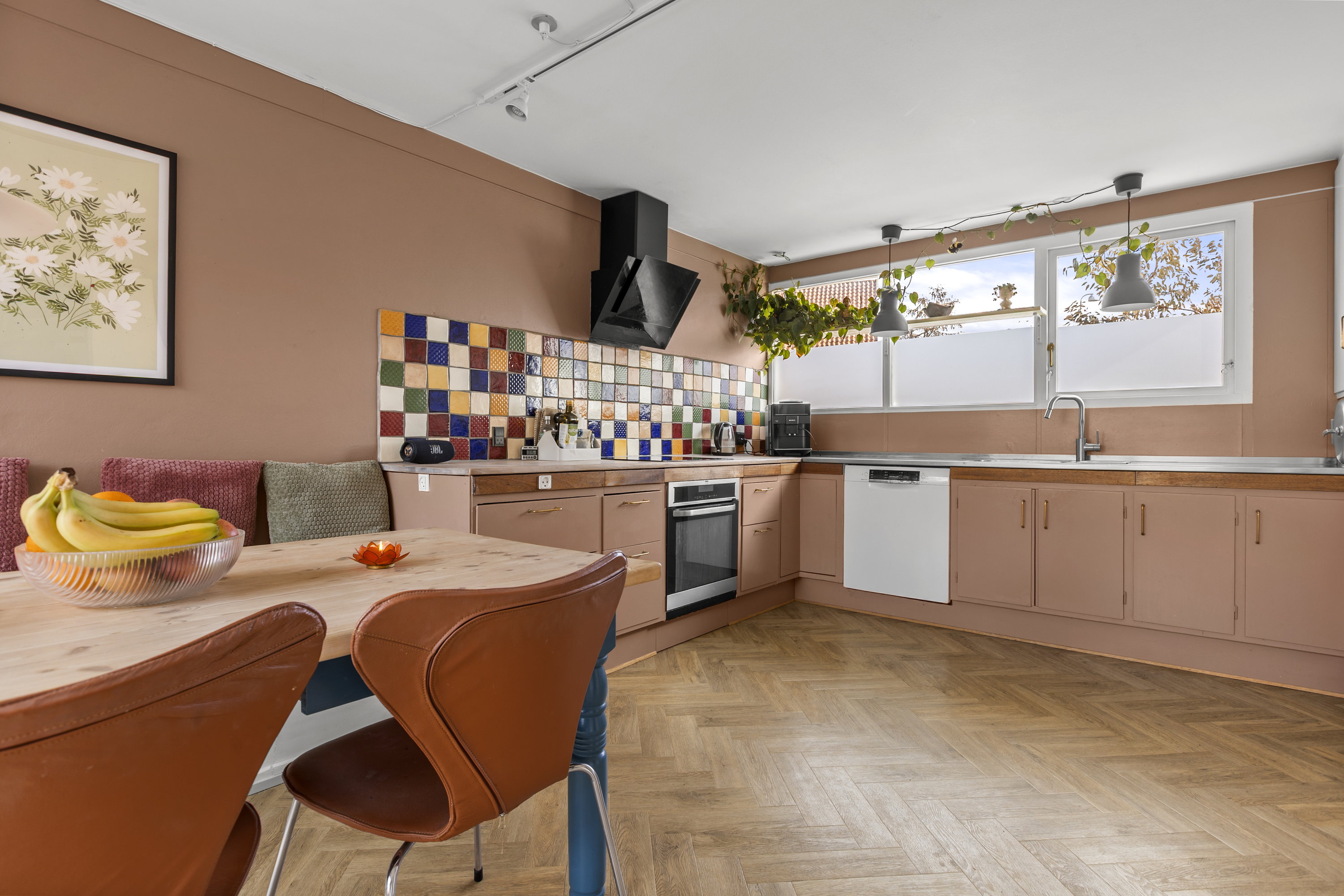 Fremhævet køkken billede i fuldskærmstilstand. Billede af Harhoffs Alle 40, 4100 Ringsted