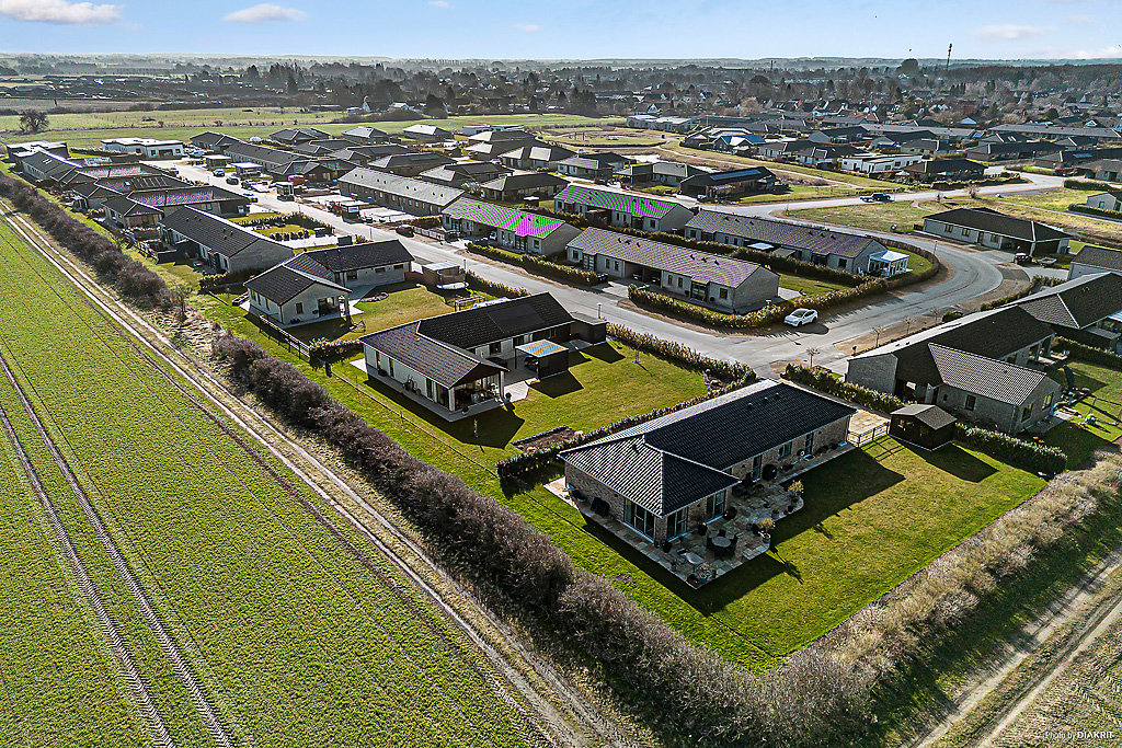 Fremhævet  billede i fuldskærmstilstand. Billede af Hasselvænget 11, 4652 Hårlev