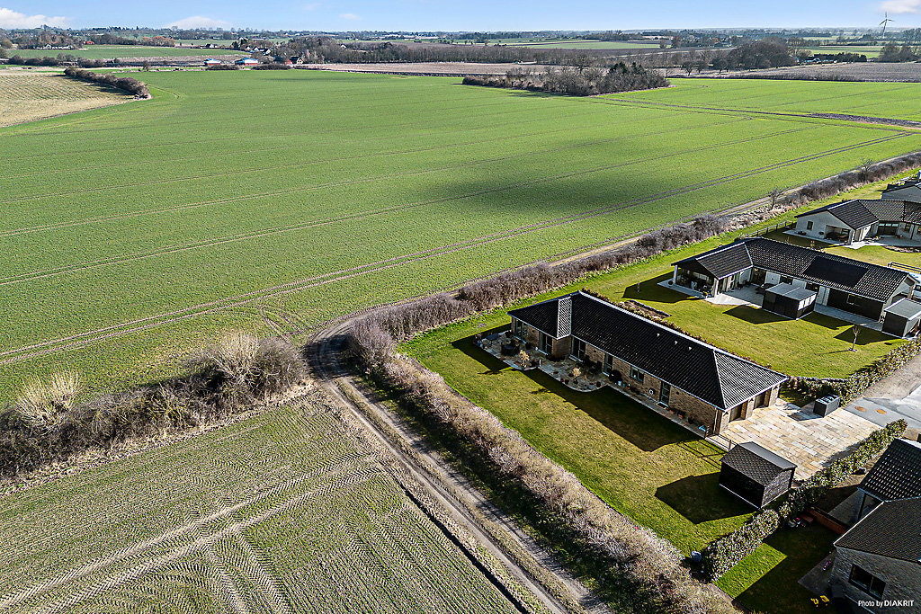 Fremhævet  billede i fuldskærmstilstand. Billede af Hasselvænget 11, 4652 Hårlev