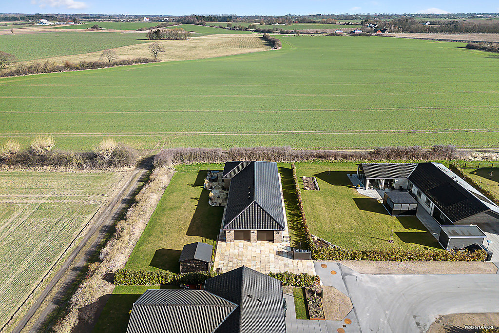 Fremhævet  billede i fuldskærmstilstand. Billede af Hasselvænget 11, 4652 Hårlev