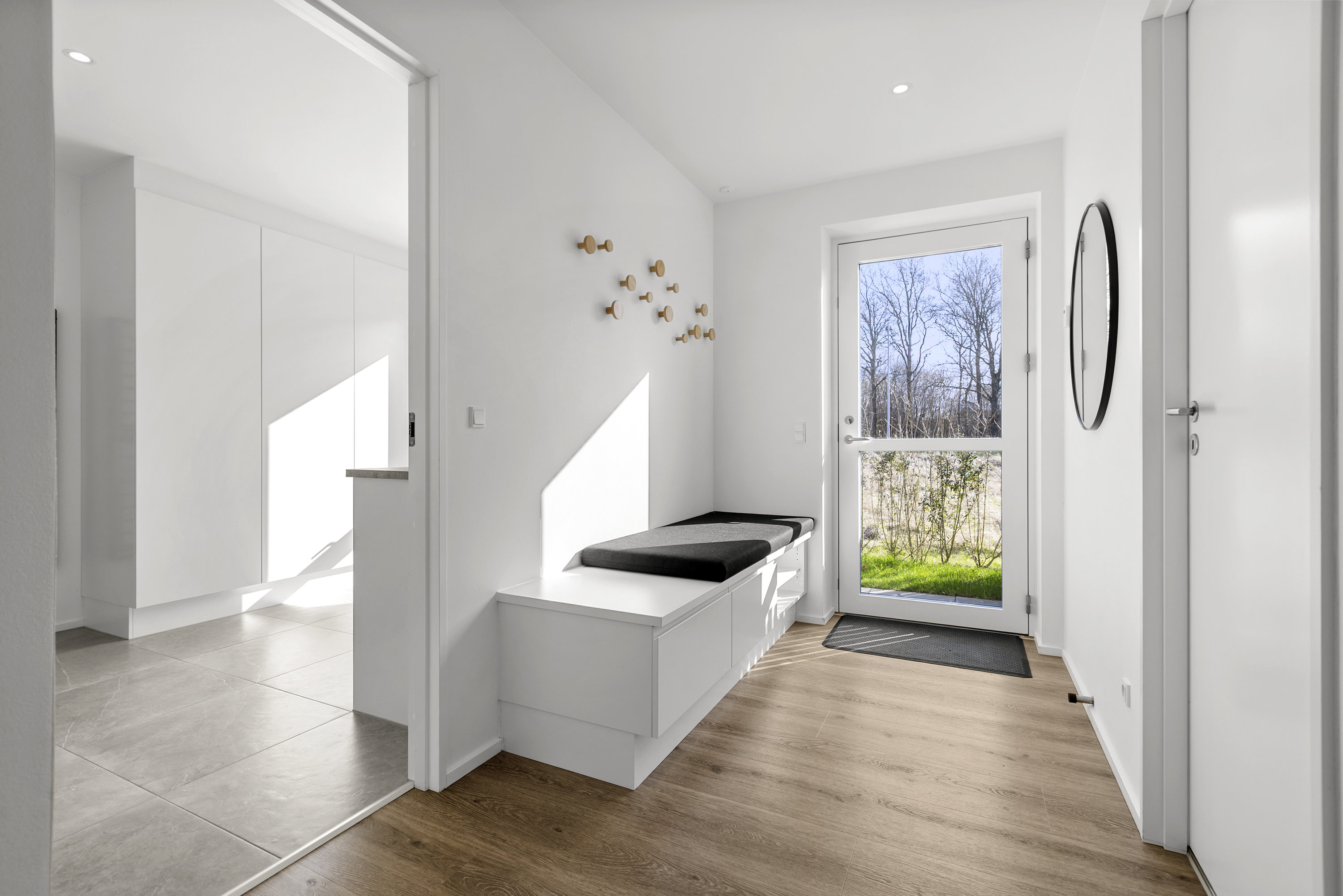 Fremhævet entré billede i fuldskærmstilstand. Billede af Klosterdammen 3, 4400 Kalundborg