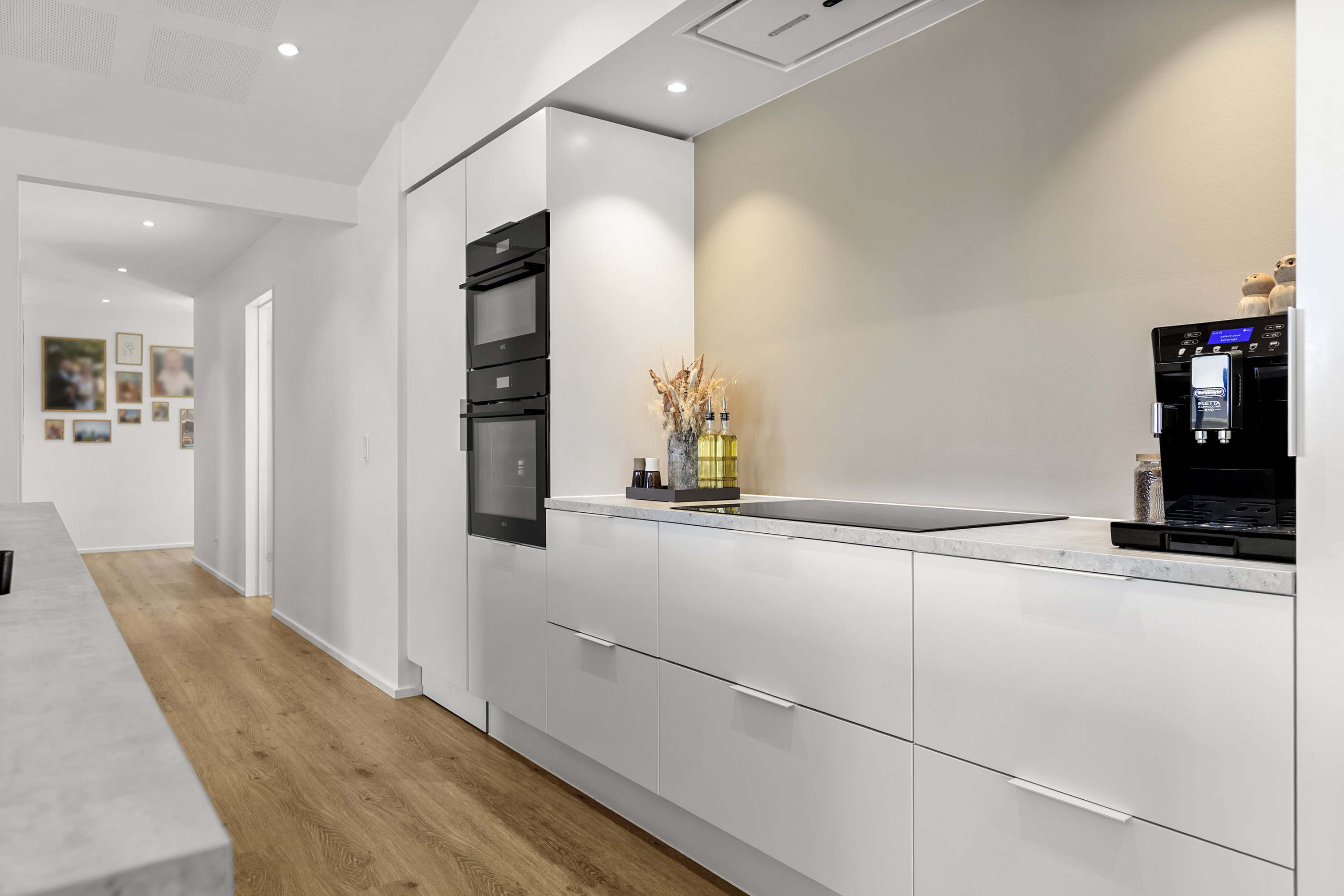 Fremhævet køkken billede i fuldskærmstilstand. Billede af Klosterdammen 3, 4400 Kalundborg