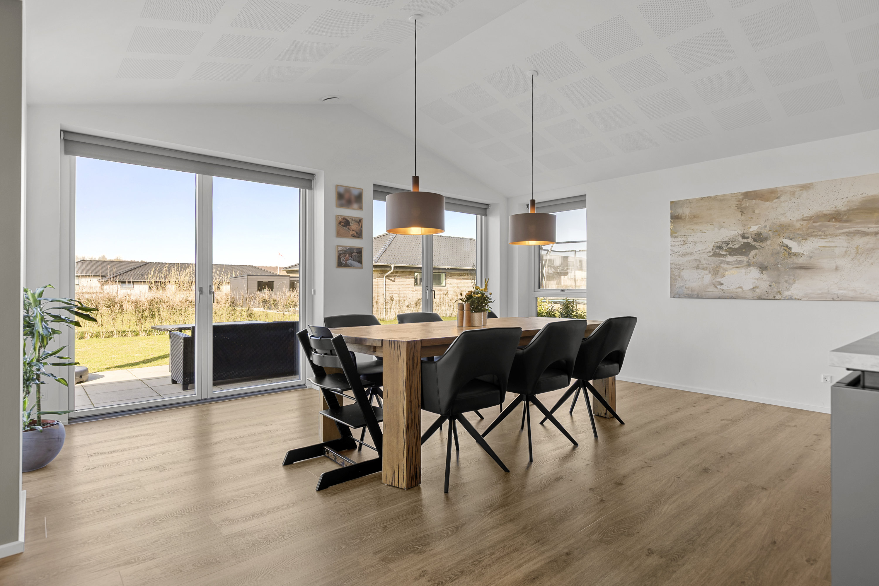 Fremhævet stue billede i fuldskærmstilstand. Billede af Klosterdammen 3, 4400 Kalundborg