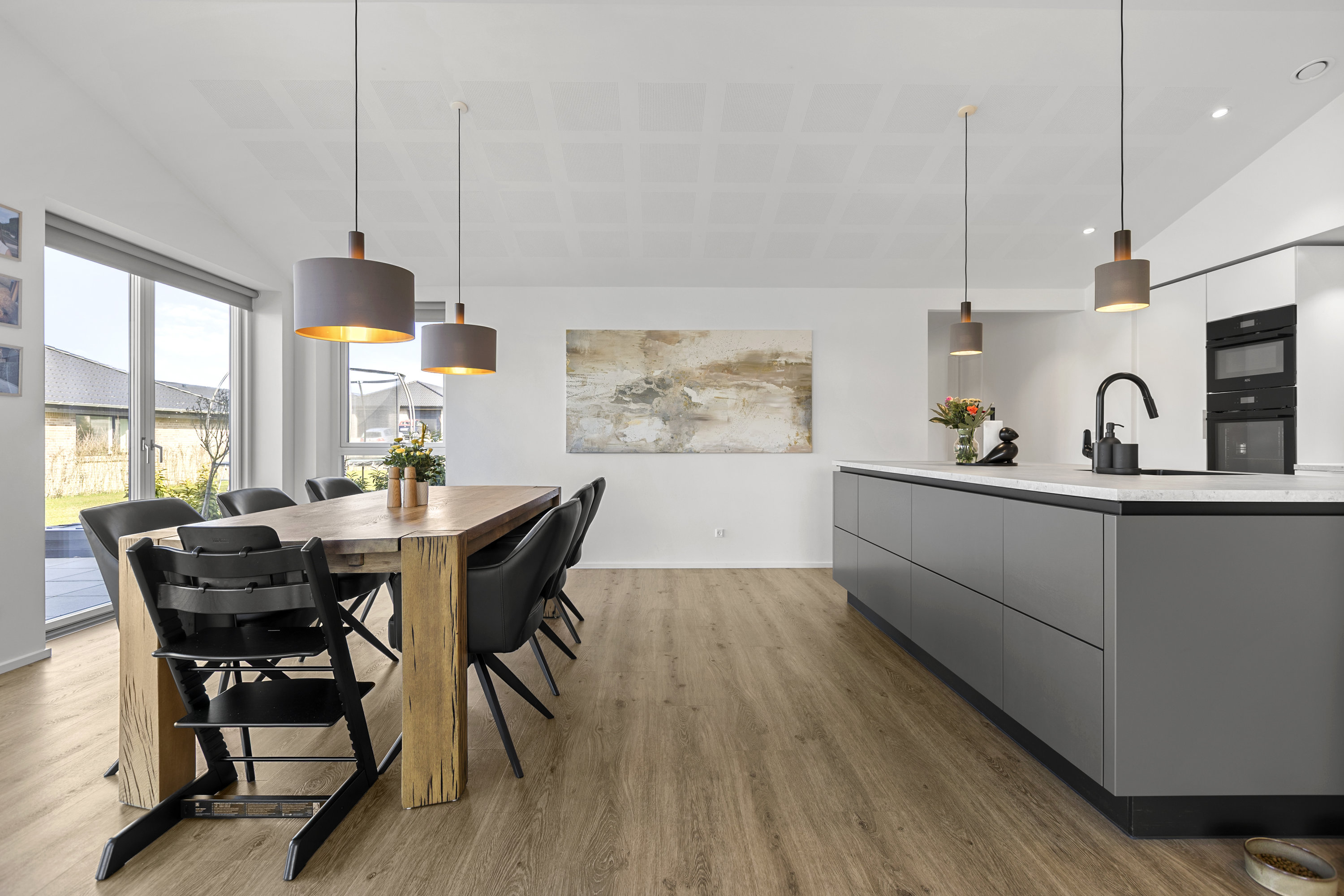 Fremhævet stue billede i fuldskærmstilstand. Billede af Klosterdammen 3, 4400 Kalundborg