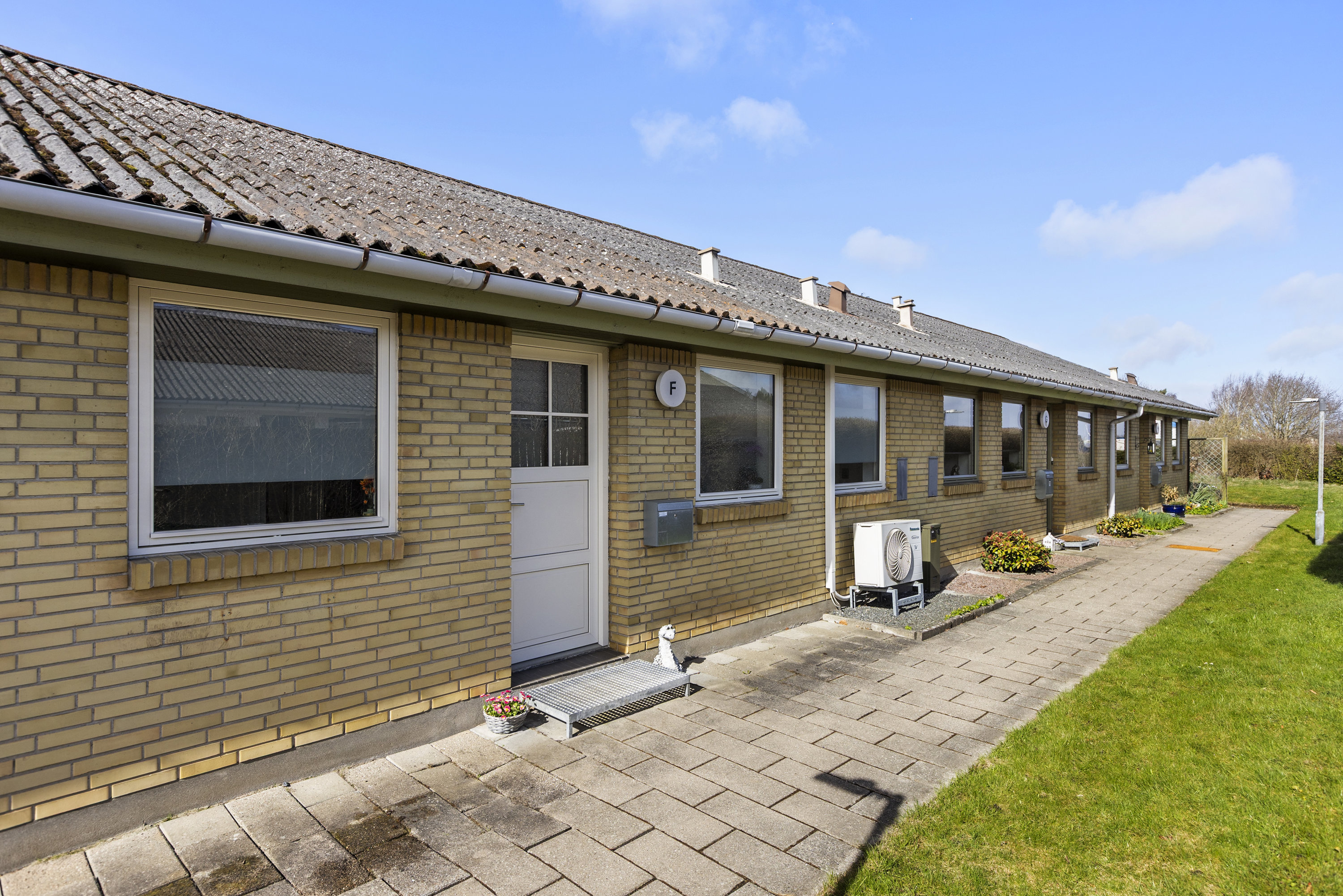 Rækkehus: Ejendommen på Sønderås 67F, 4200 Slagelse