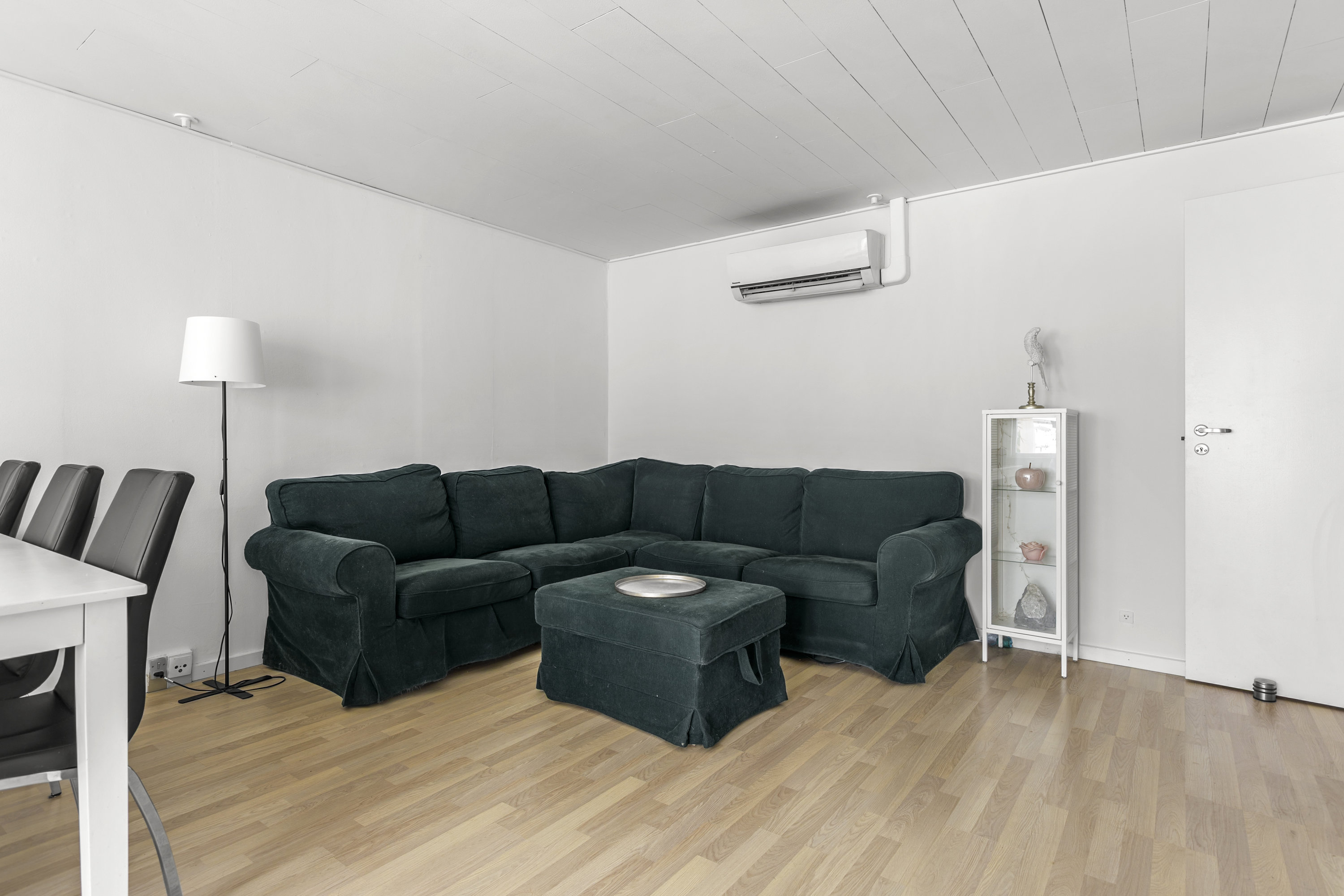 Fremhævet stue billede i fuldskærmstilstand. Billede af Sønderås 67F, 4200 Slagelse