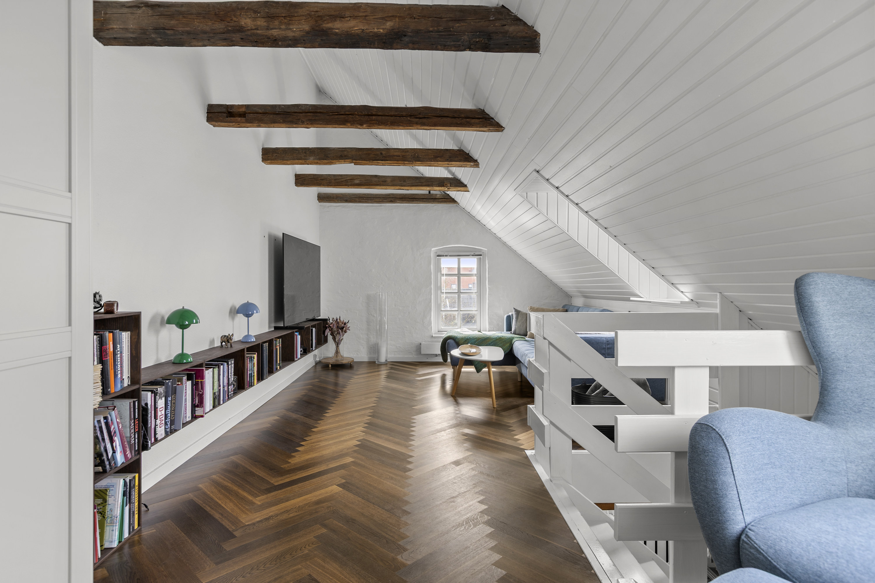 Fremhævet stue billede i fuldskærmstilstand. Billede af Sdr.Stationsvej 25, 2. th., 4200 Slagelse