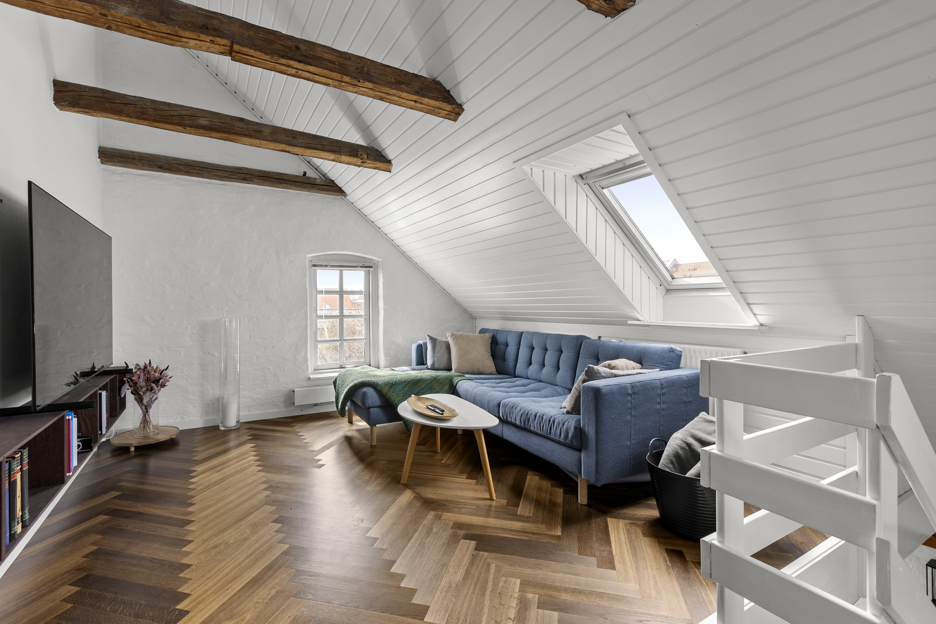 Fremhævet stue billede i fuldskærmstilstand. Billede af Sdr.Stationsvej 25, 2. th., 4200 Slagelse