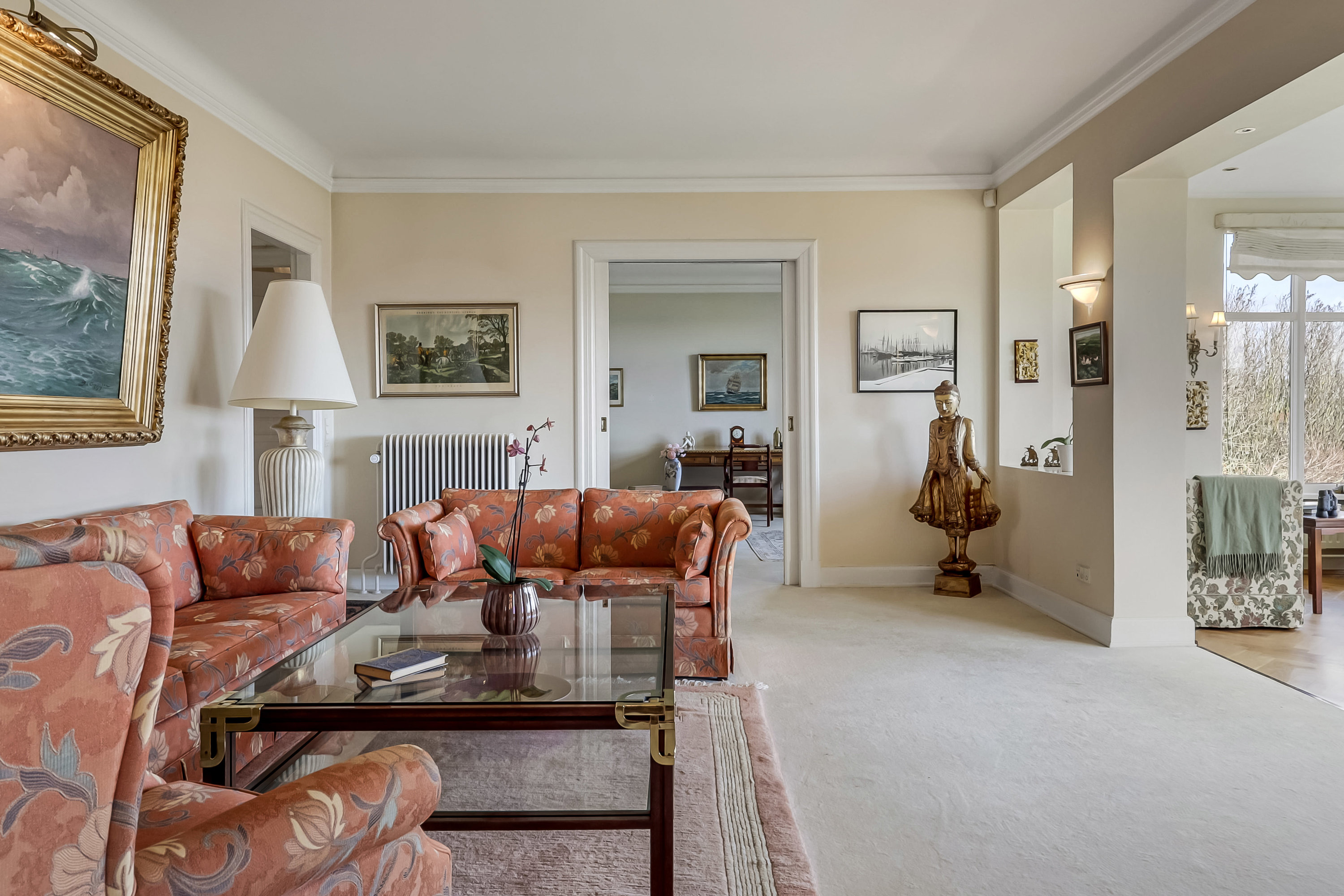 Fremhævet stue billede i fuldskærmstilstand. Billede af Thorsengs Alle 12, Tåsinge, 5700 Svendborg