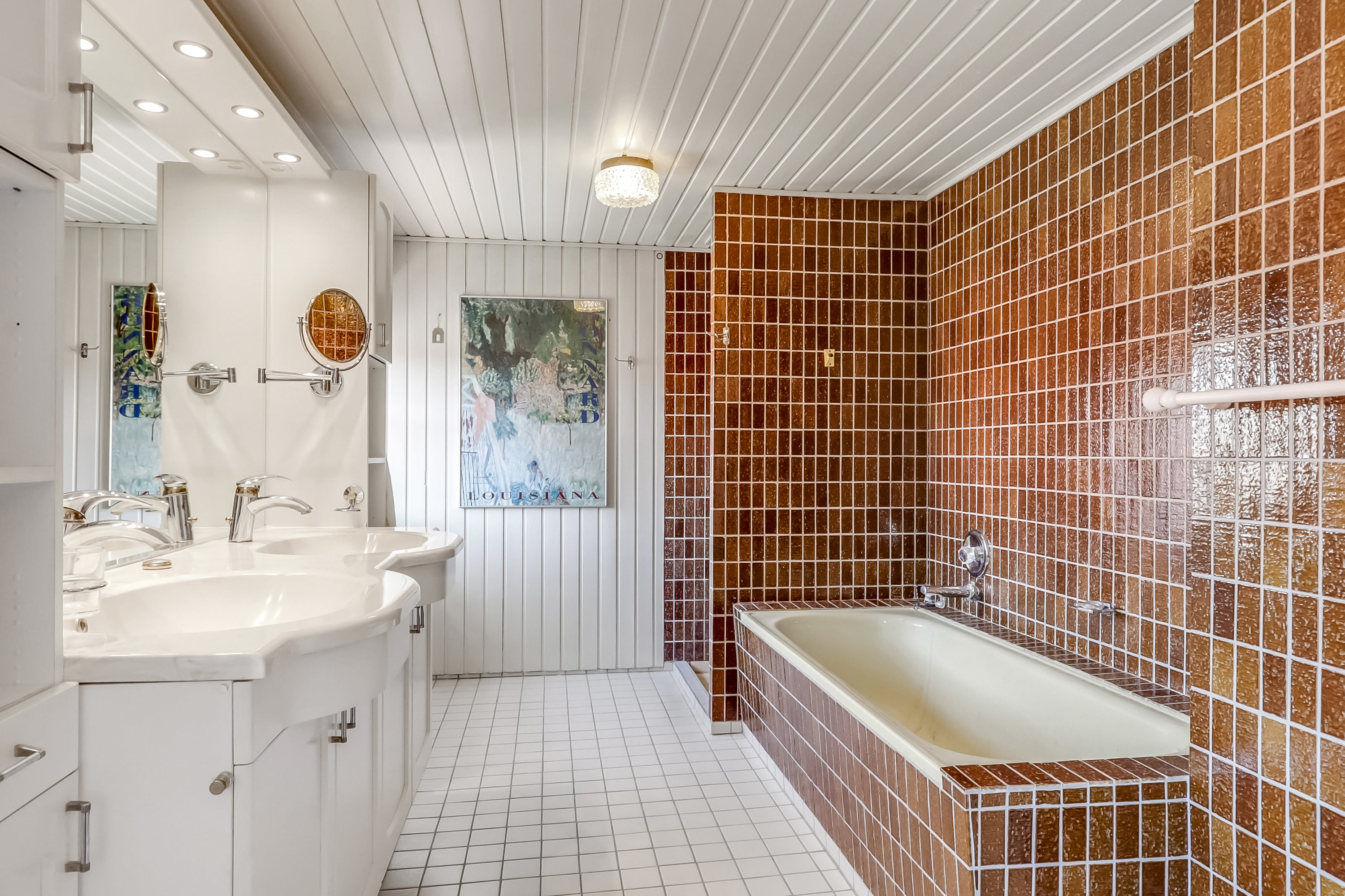 Fremhævet badeværelse billede i fuldskærmstilstand. Billede af Thorsengs Alle 12, Tåsinge, 5700 Svendborg