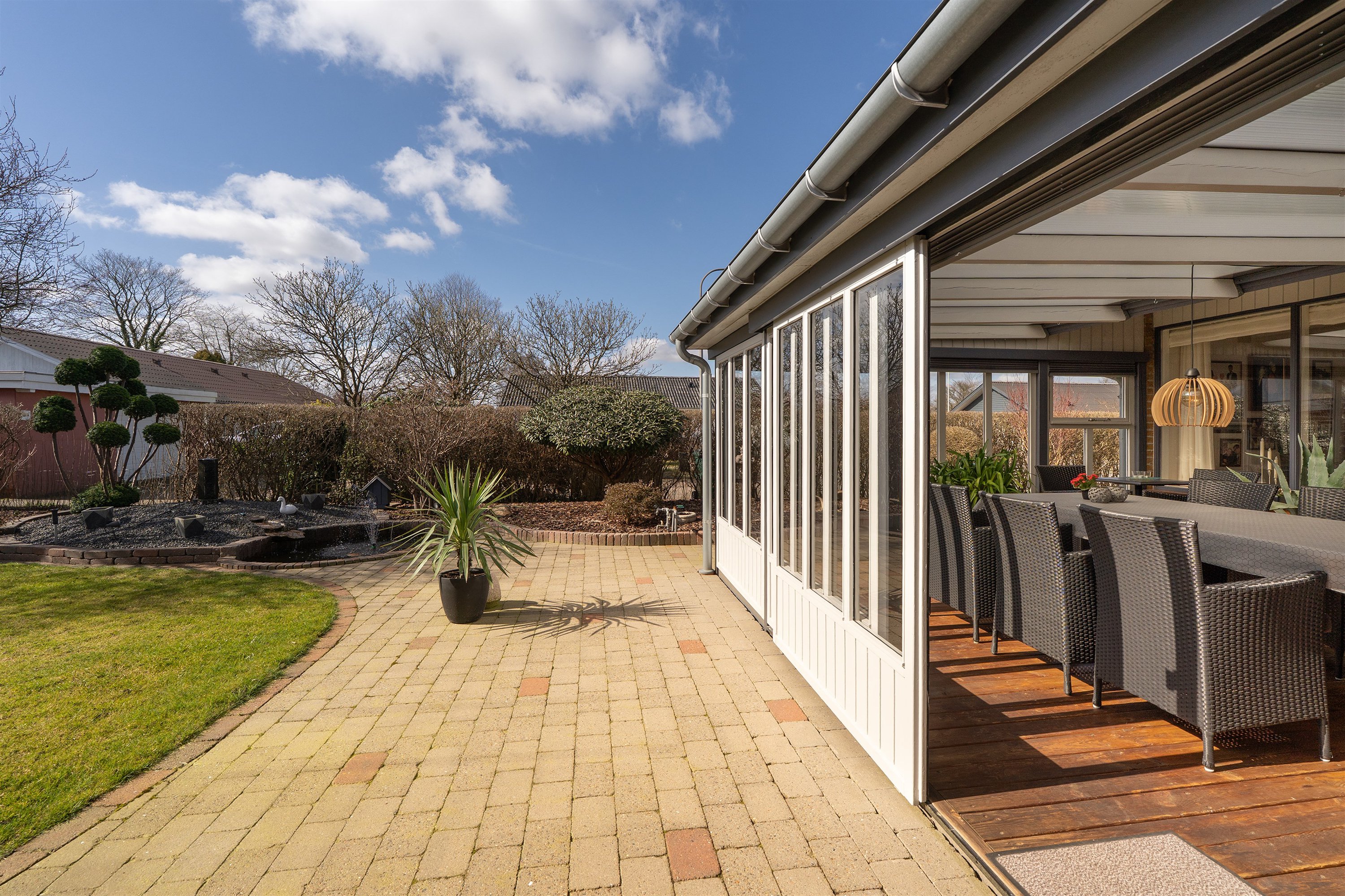 Fremhævet terrasse billede i fuldskærmstilstand. Billede af Egevænget 116, 7190 Billund