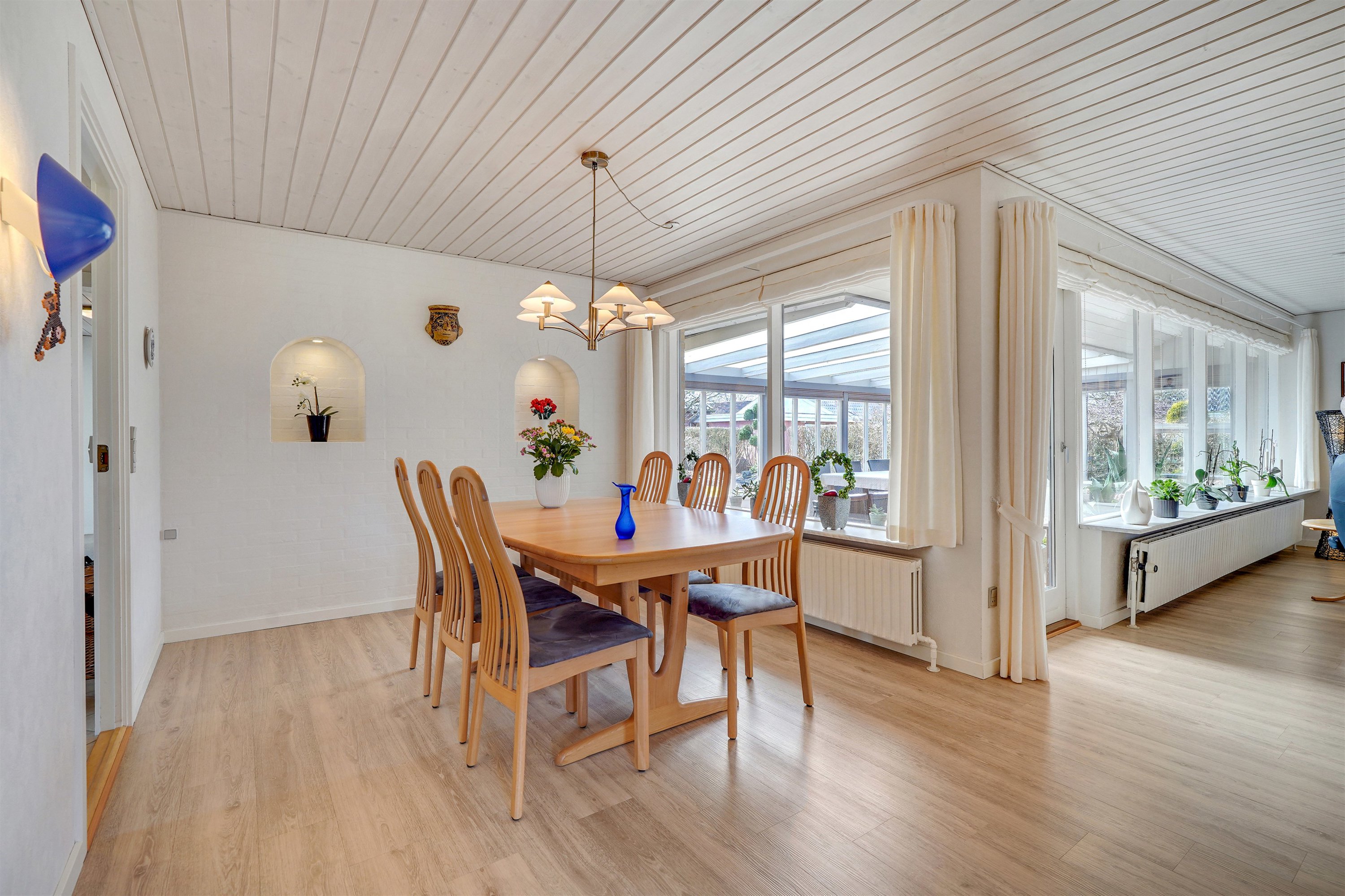 Fremhævet stue billede i fuldskærmstilstand. Billede af Egevænget 116, 7190 Billund