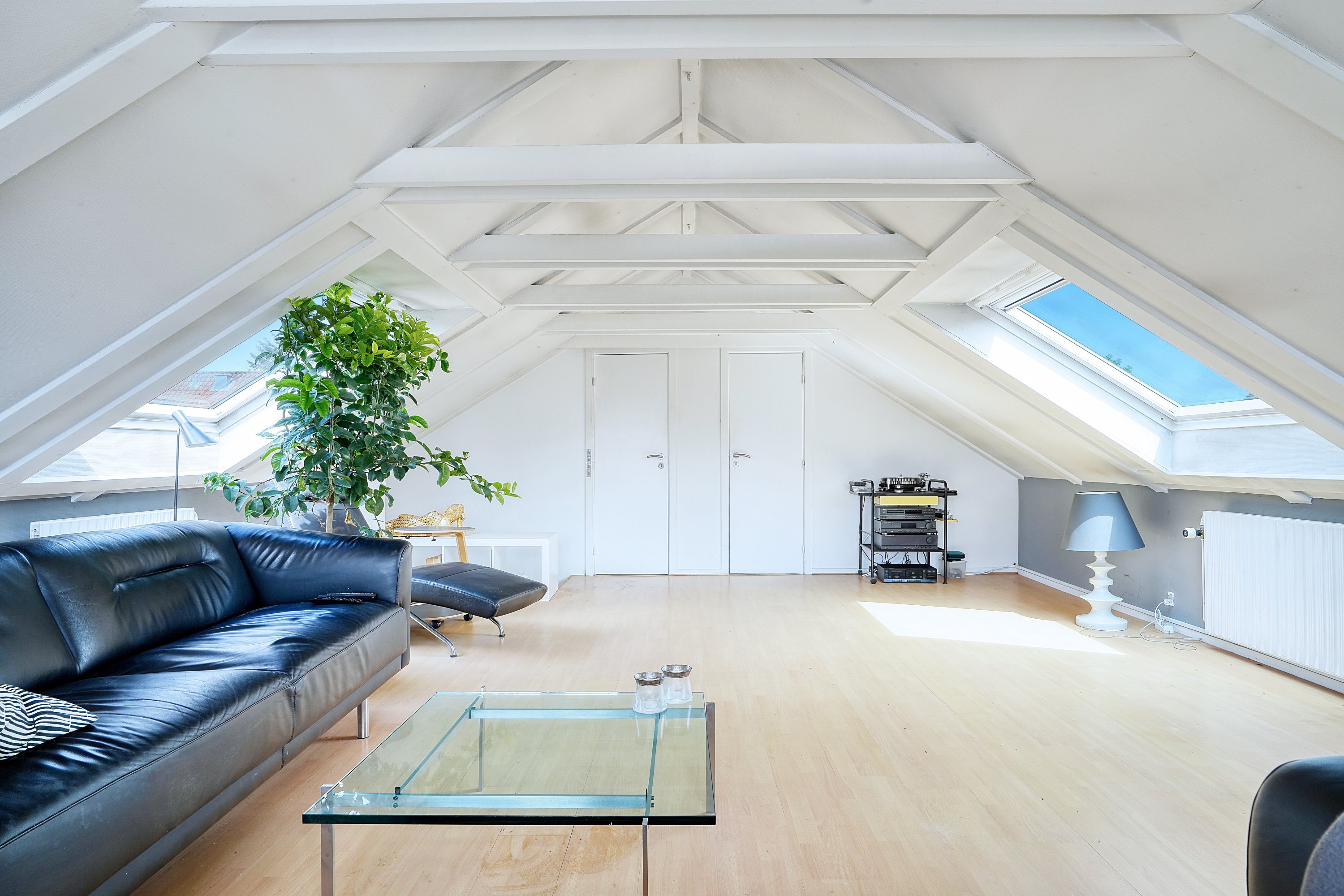 Fremhævet stue billede i fuldskærmstilstand. Billede af Fredericiavej 2A, 1. tv., 3000 Helsingør