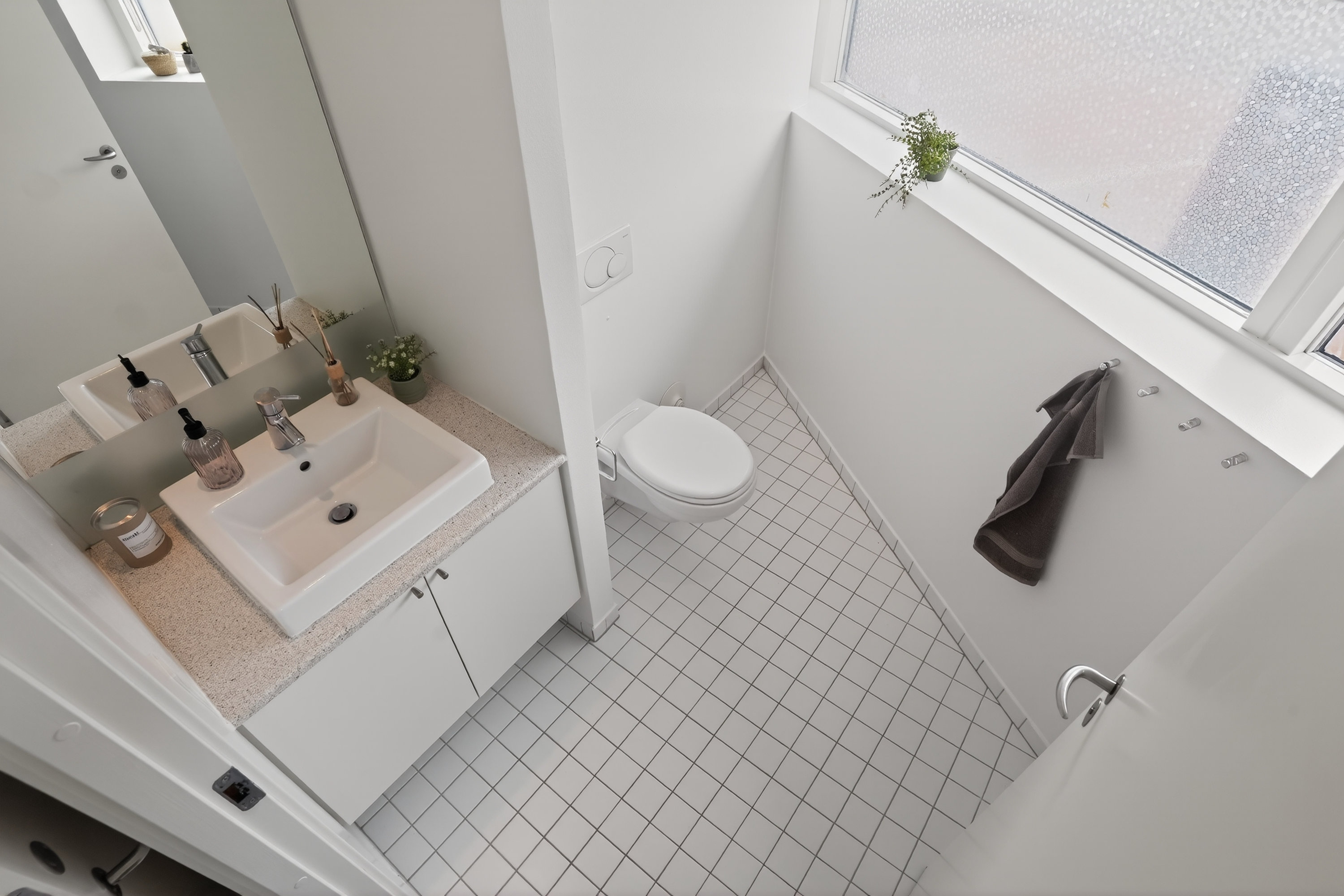 Fremhævet badeværelse billede i fuldskærmstilstand. Billede af Lily Brobergs Vej 23, 2500 Valby