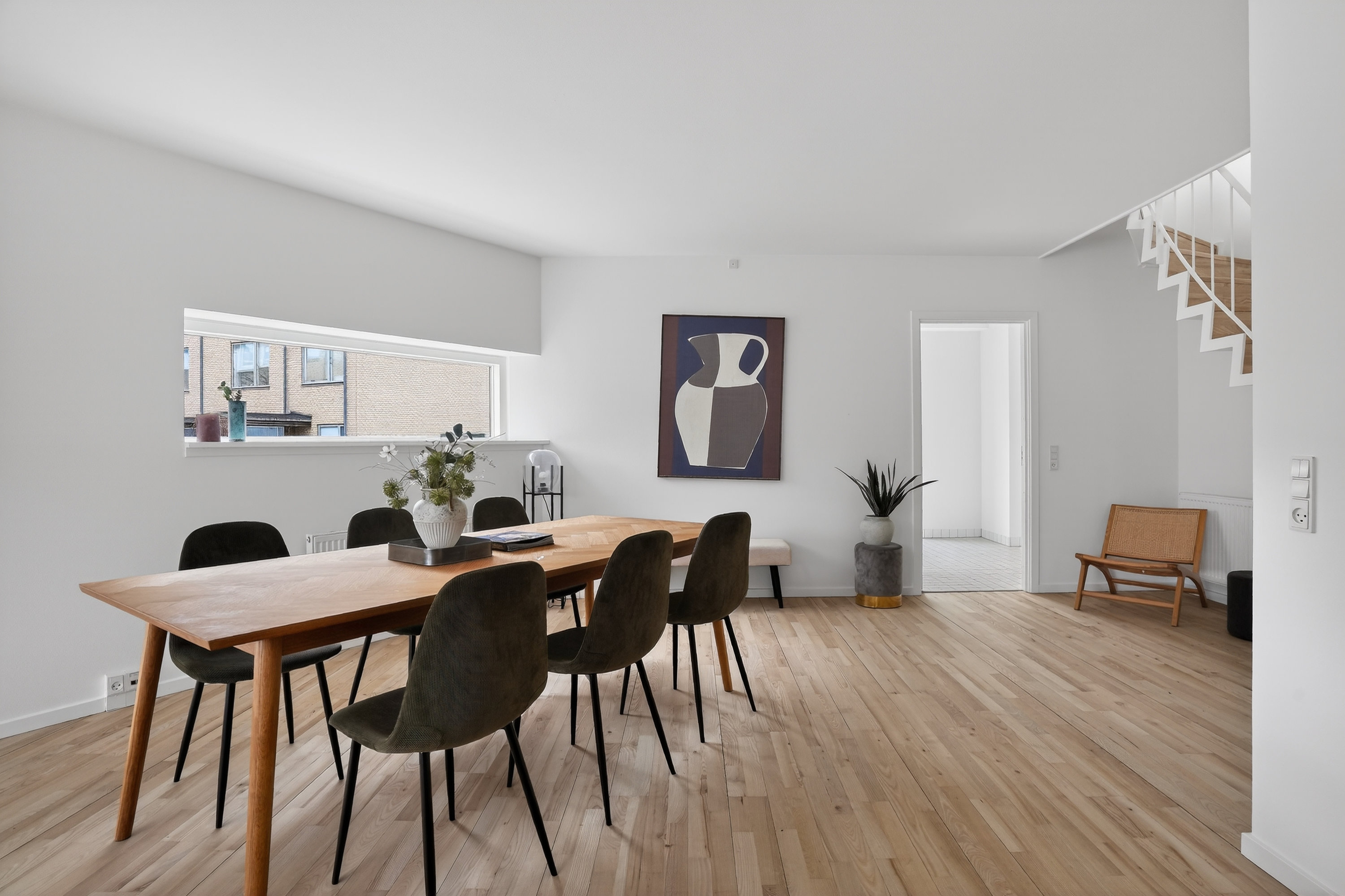 Fremhævet spisestue billede i fuldskærmstilstand. Billede af Lily Brobergs Vej 23, 2500 Valby