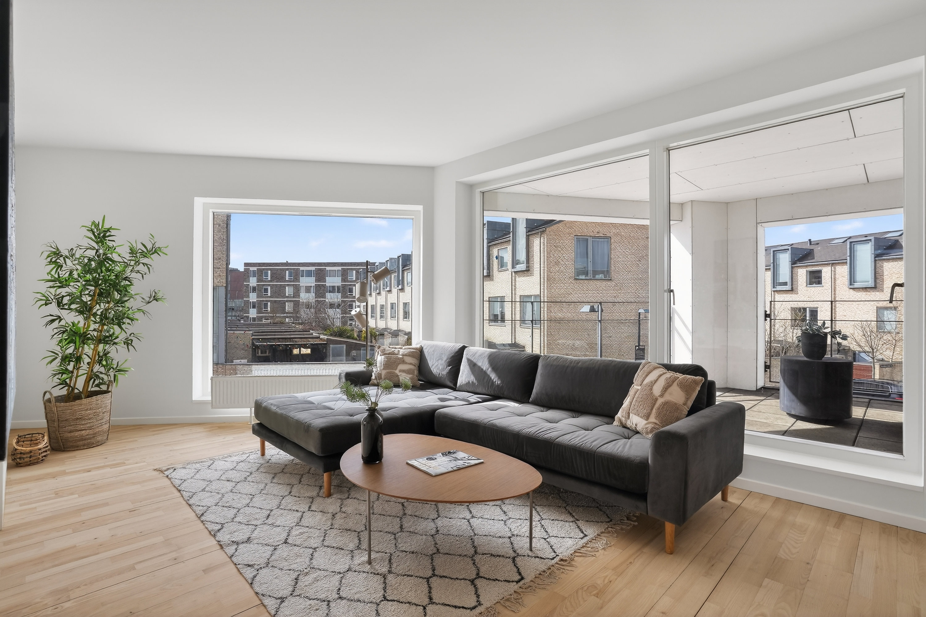 Fremhævet stue billede i fuldskærmstilstand. Billede af Lily Brobergs Vej 23, 2500 Valby