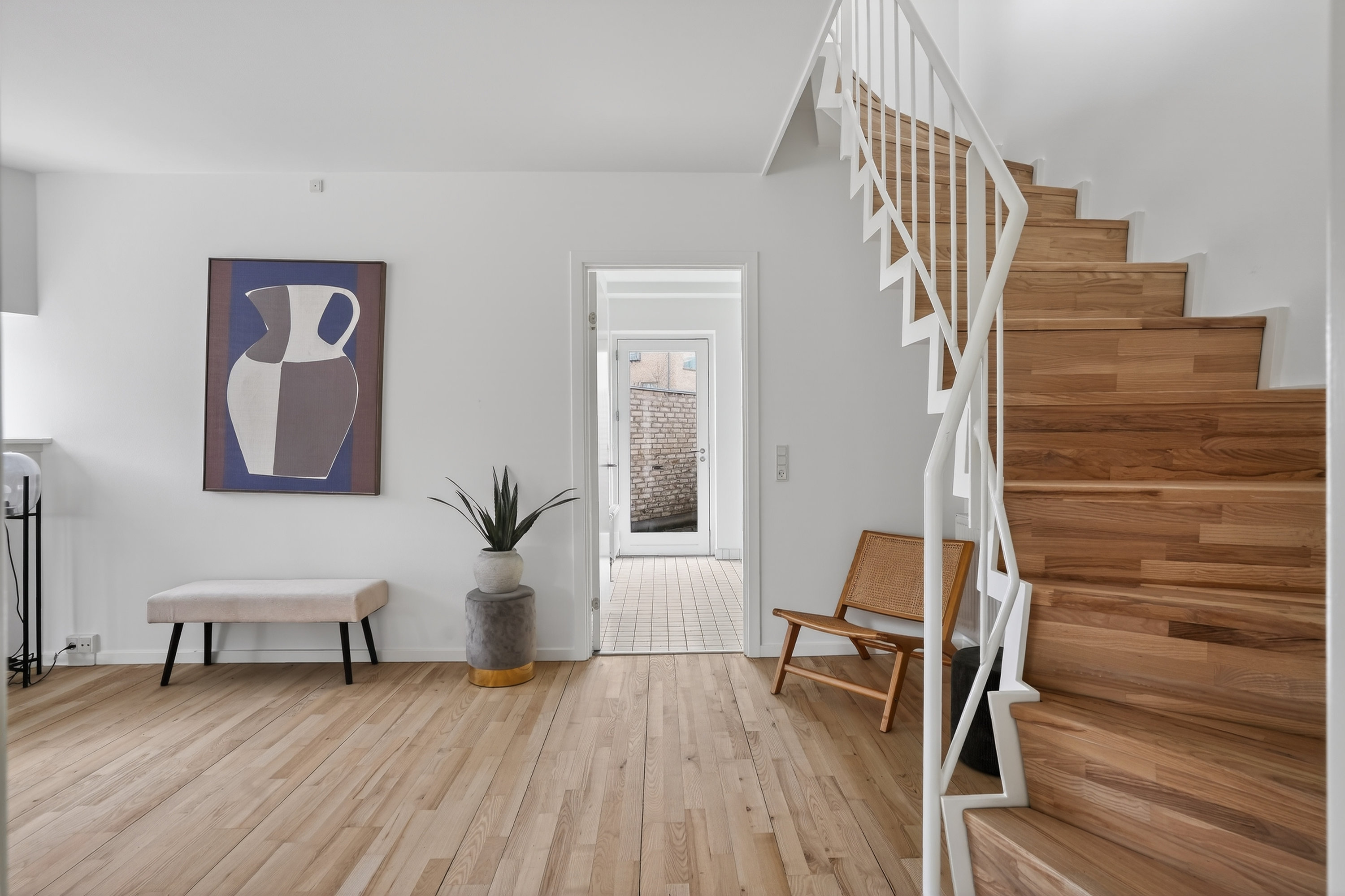 Fremhævet stue billede i fuldskærmstilstand. Billede af Lily Brobergs Vej 23, 2500 Valby