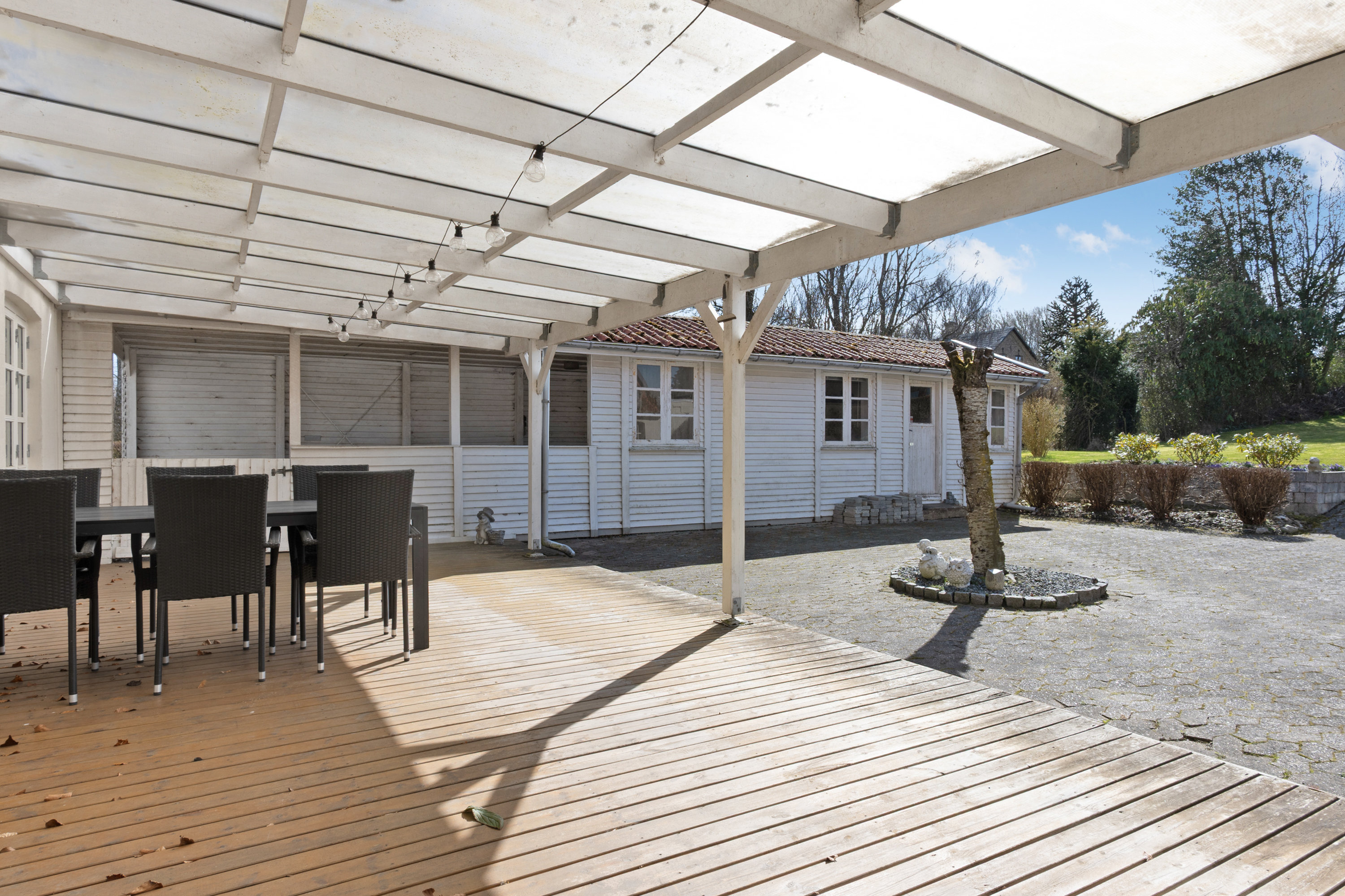 Miniaturebillede 1: overdækket terrasse. Billede af Bues Gyde 5, Bubbel, 5592 Ejby