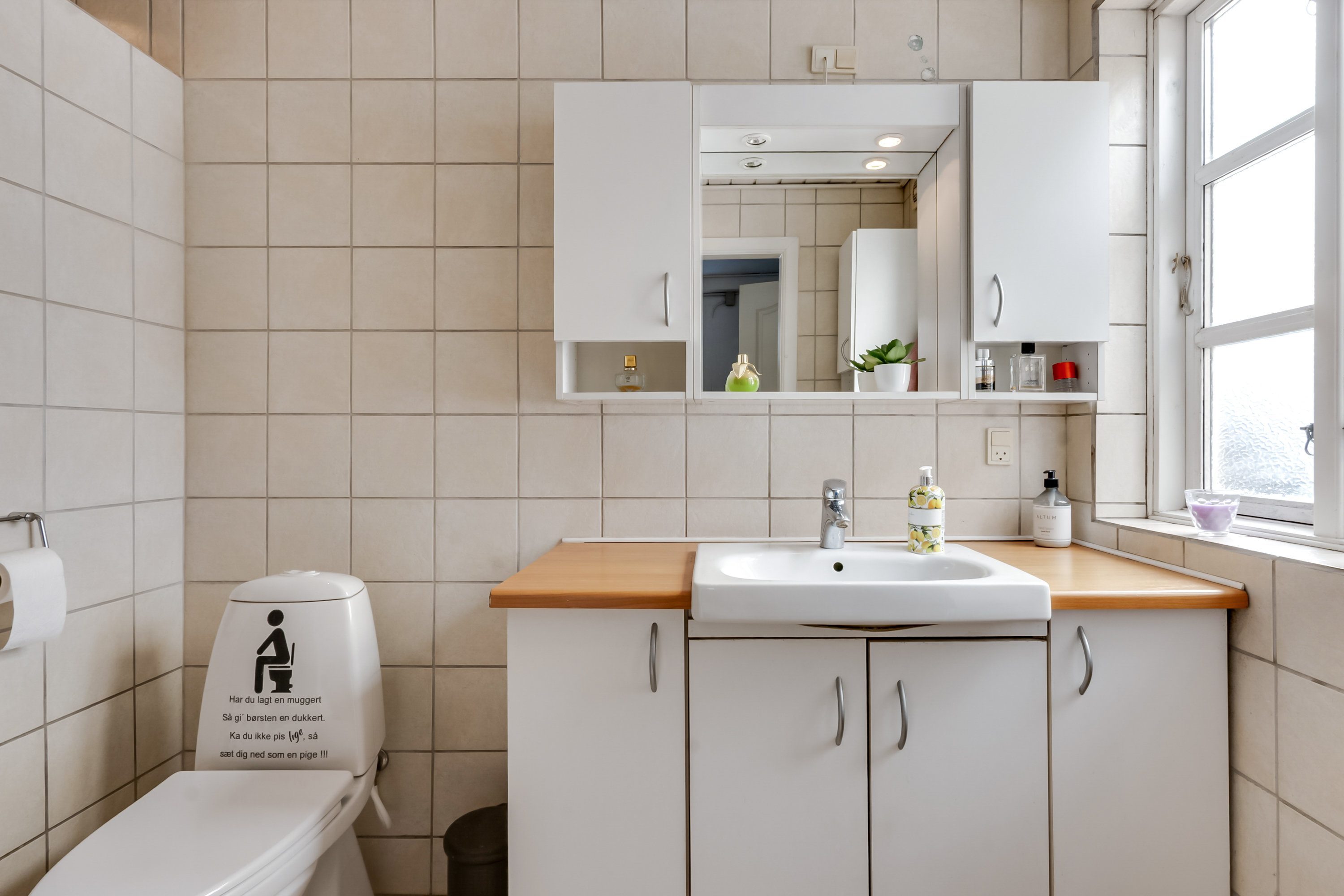 Fremhævet badeværelse billede i fuldskærmstilstand. Billede af Bues Gyde 5, Bubbel, 5592 Ejby