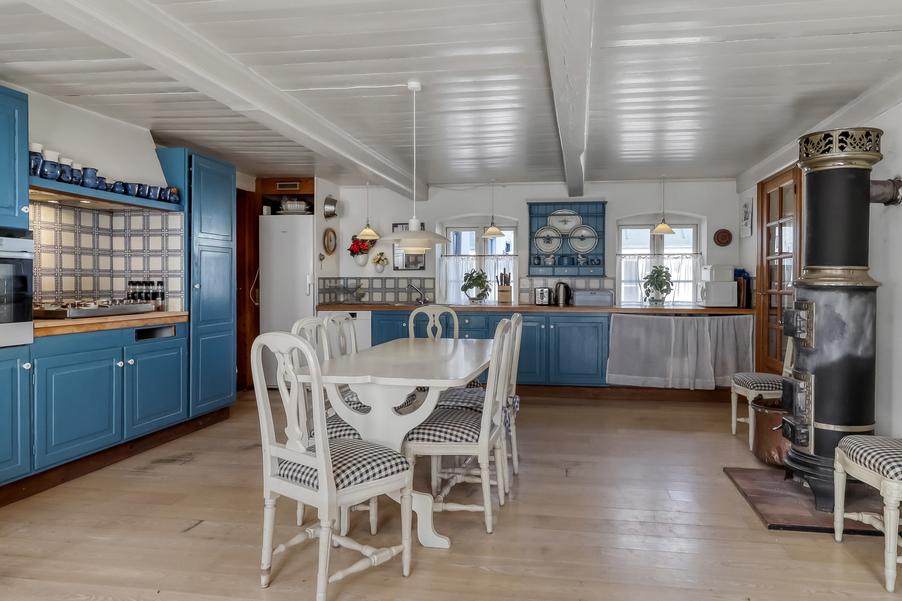 Fremhævet køkken billede i fuldskærmstilstand. Billede af Risemarksvej 4, 5970 Ærøskøbing