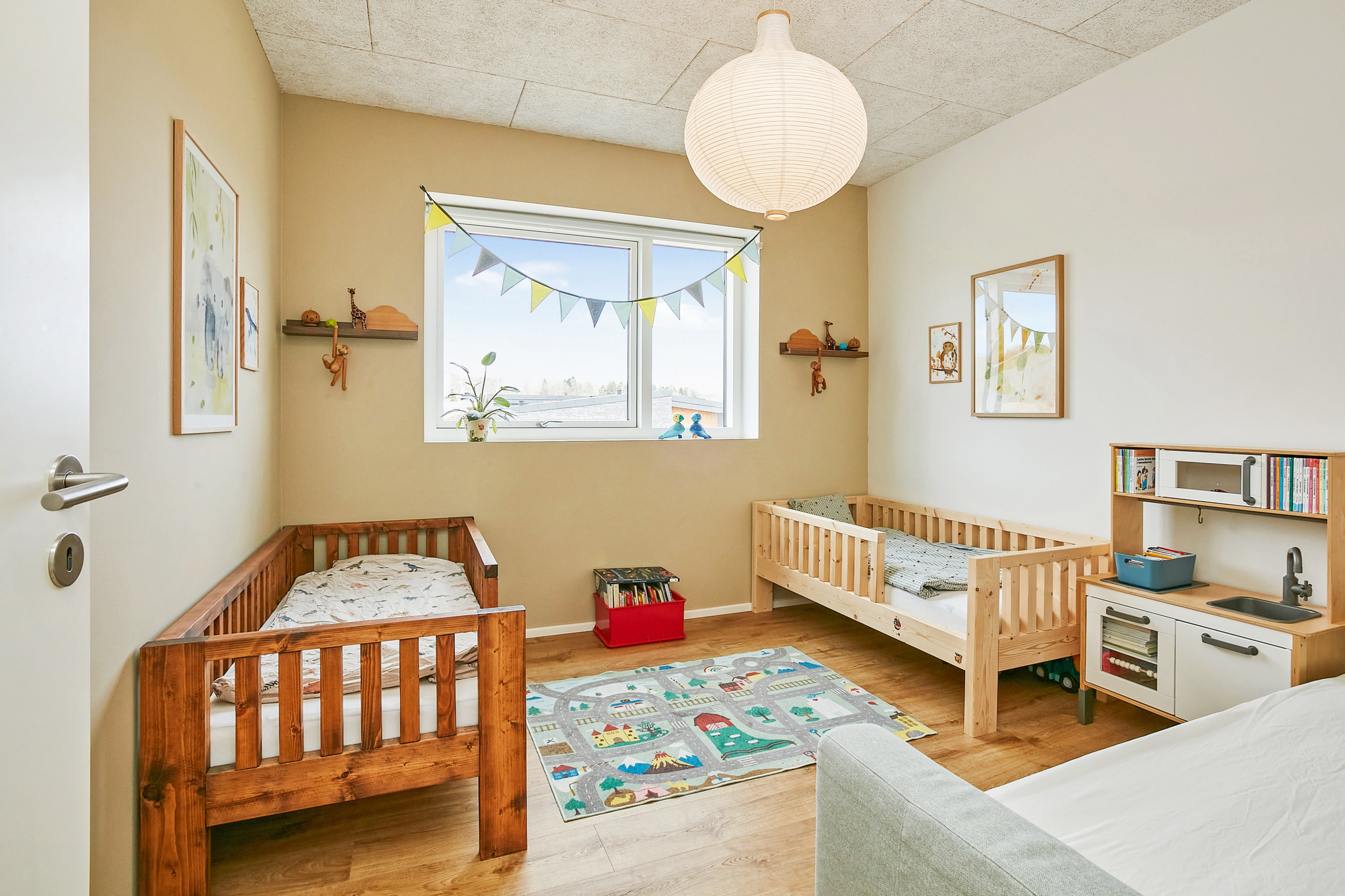 Fremhævet værelse billede i fuldskærmstilstand. Billede af Ørskovbæk Parken 30, 8732 Hovedgård