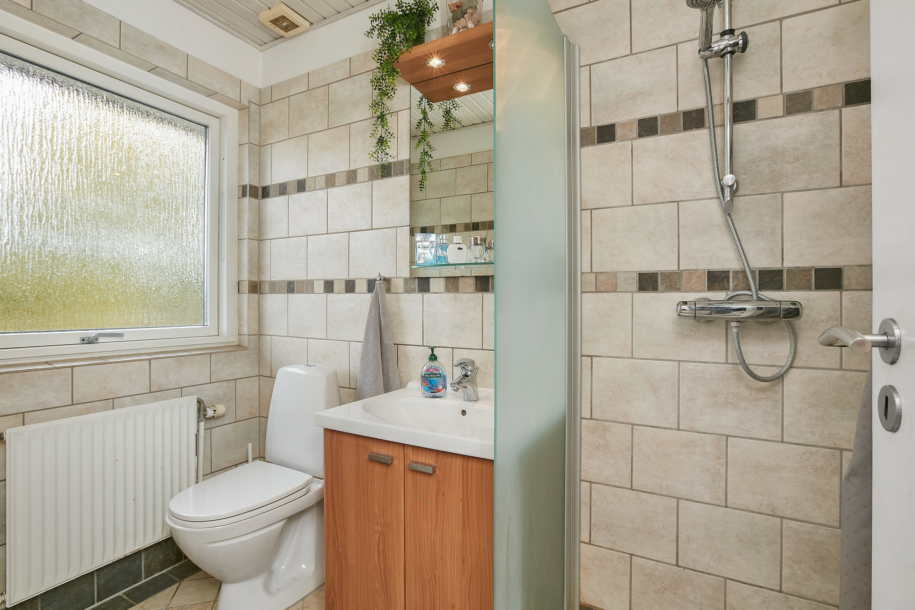 Fremhævet badeværelse billede i fuldskærmstilstand. Billede af Valmuevej 20, Tyrsted, 8700 Horsens