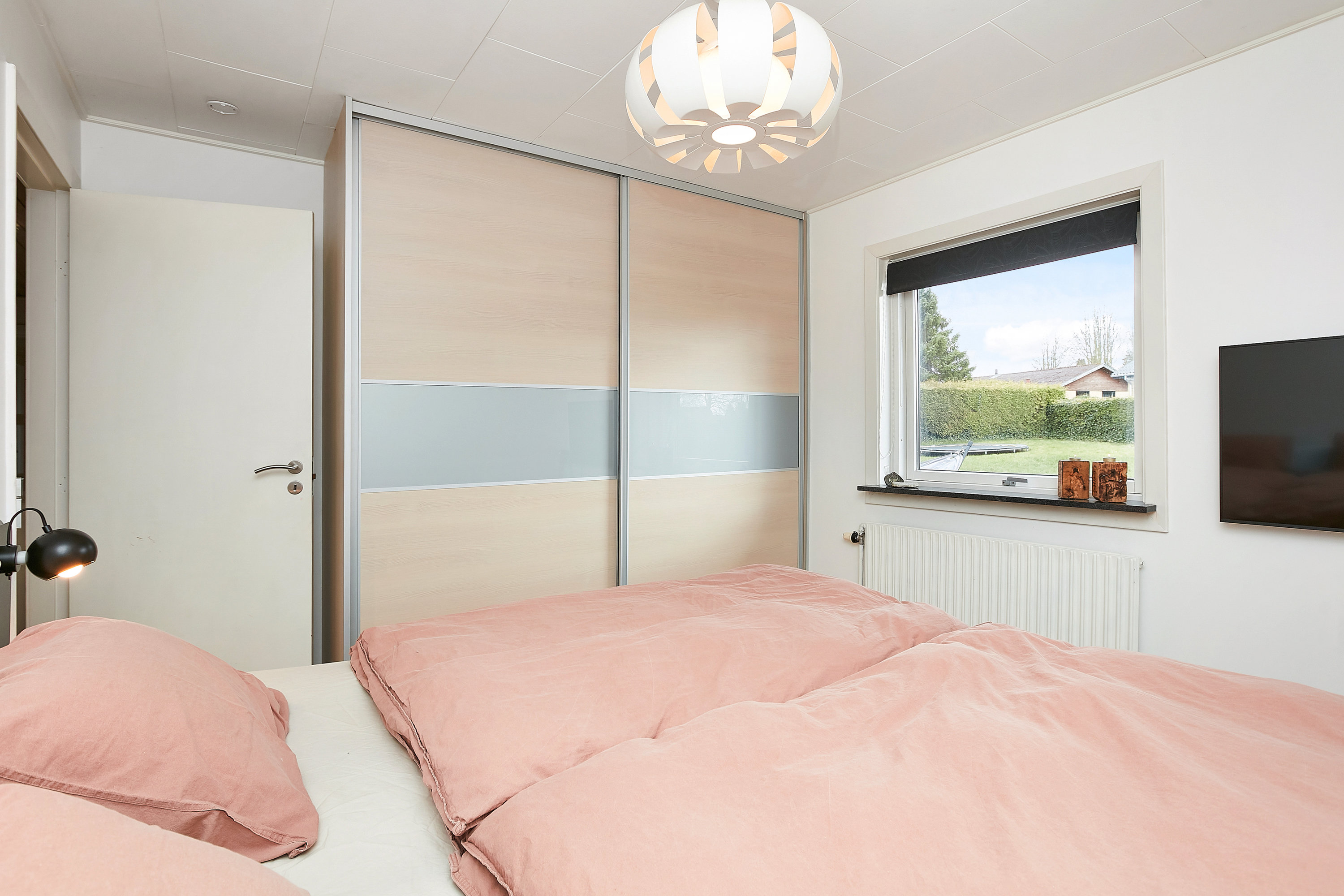 Fremhævet soveværelse billede i fuldskærmstilstand. Billede af Valmuevej 20, Tyrsted, 8700 Horsens