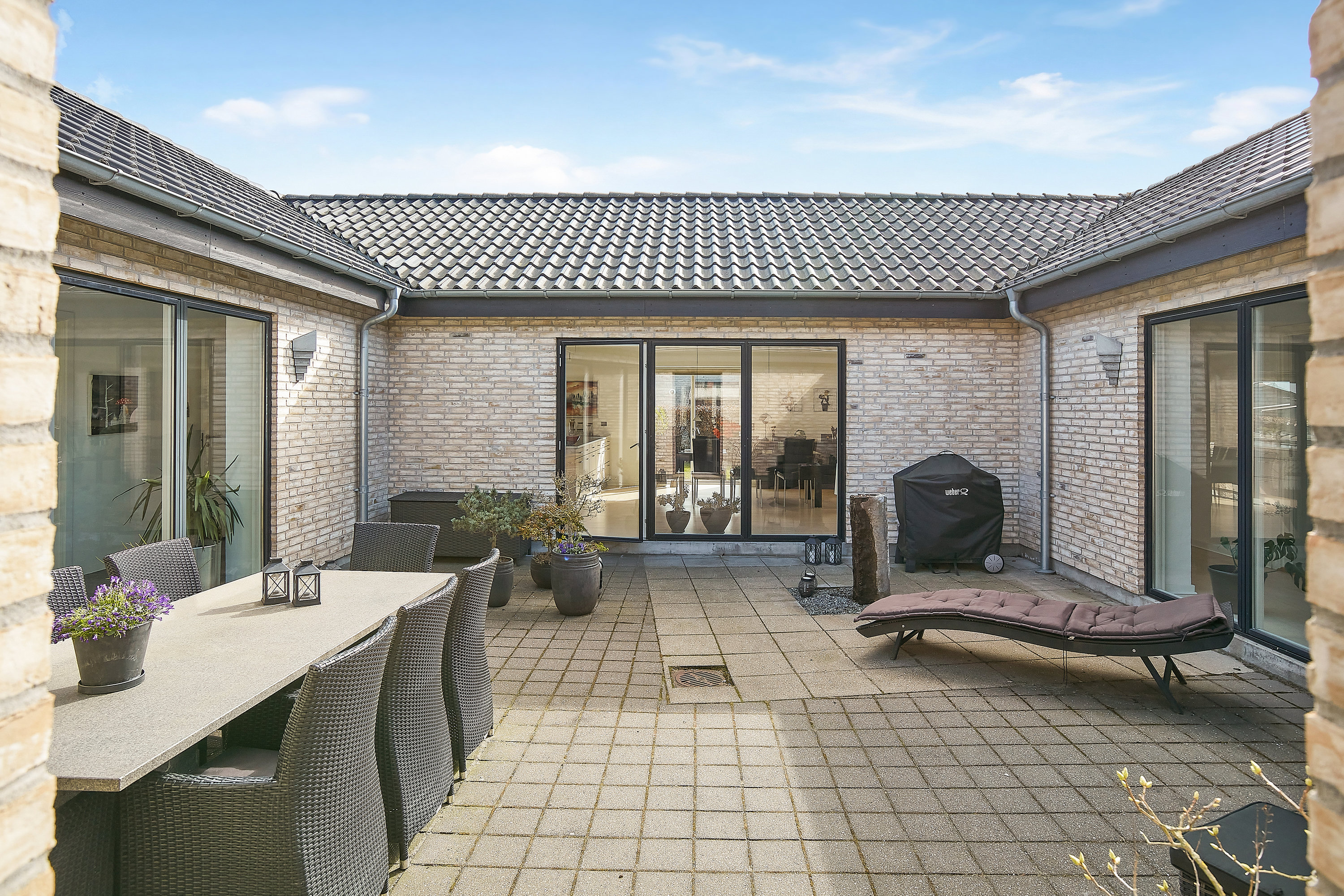 Miniaturebillede 1: atriumgård. Billede af Gl Egebjergvej 26C, Egebjerg, 8700 Horsens