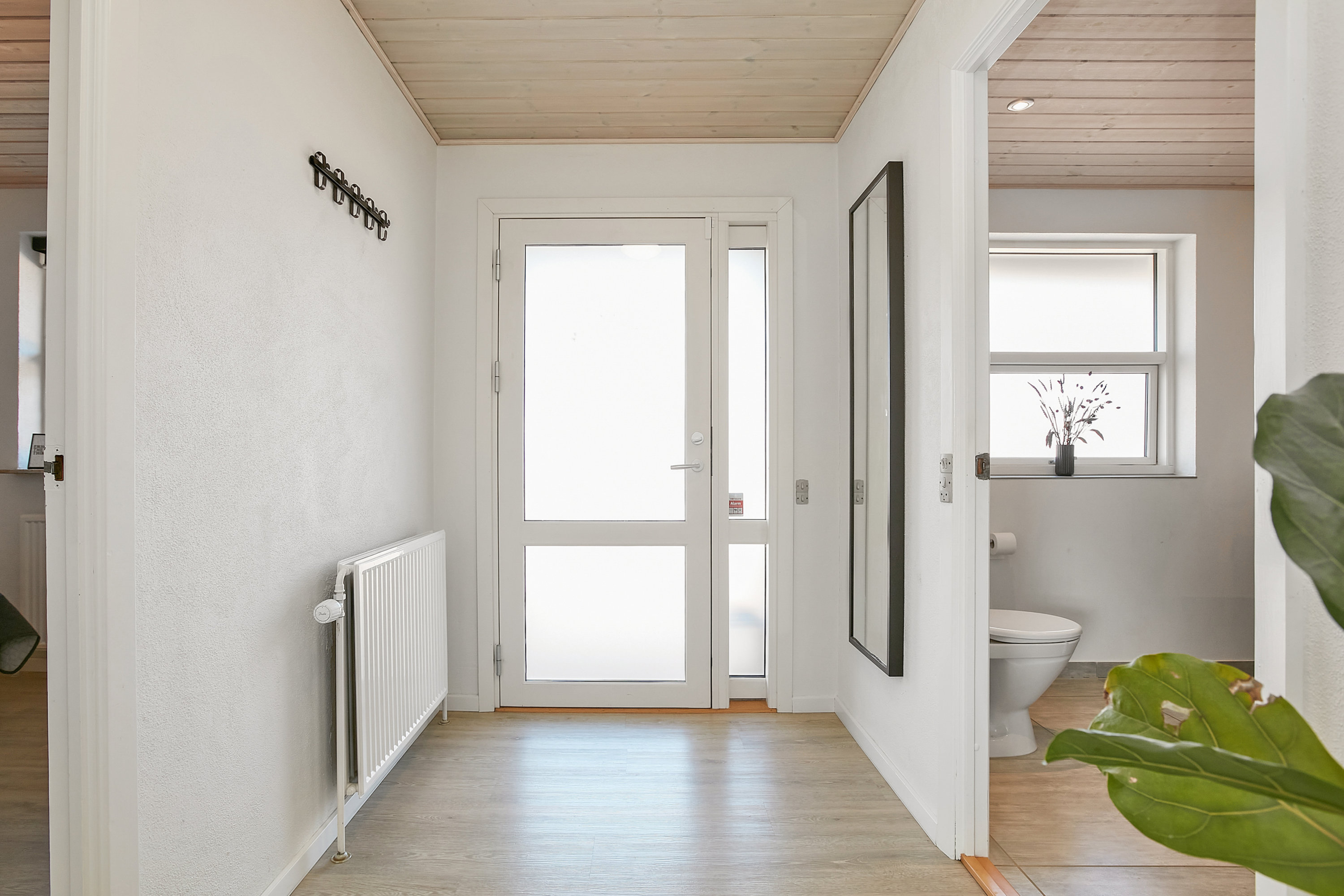 Fremhævet entre billede i fuldskærmstilstand. Billede af Tornbjerg 102, 8732 Hovedgård