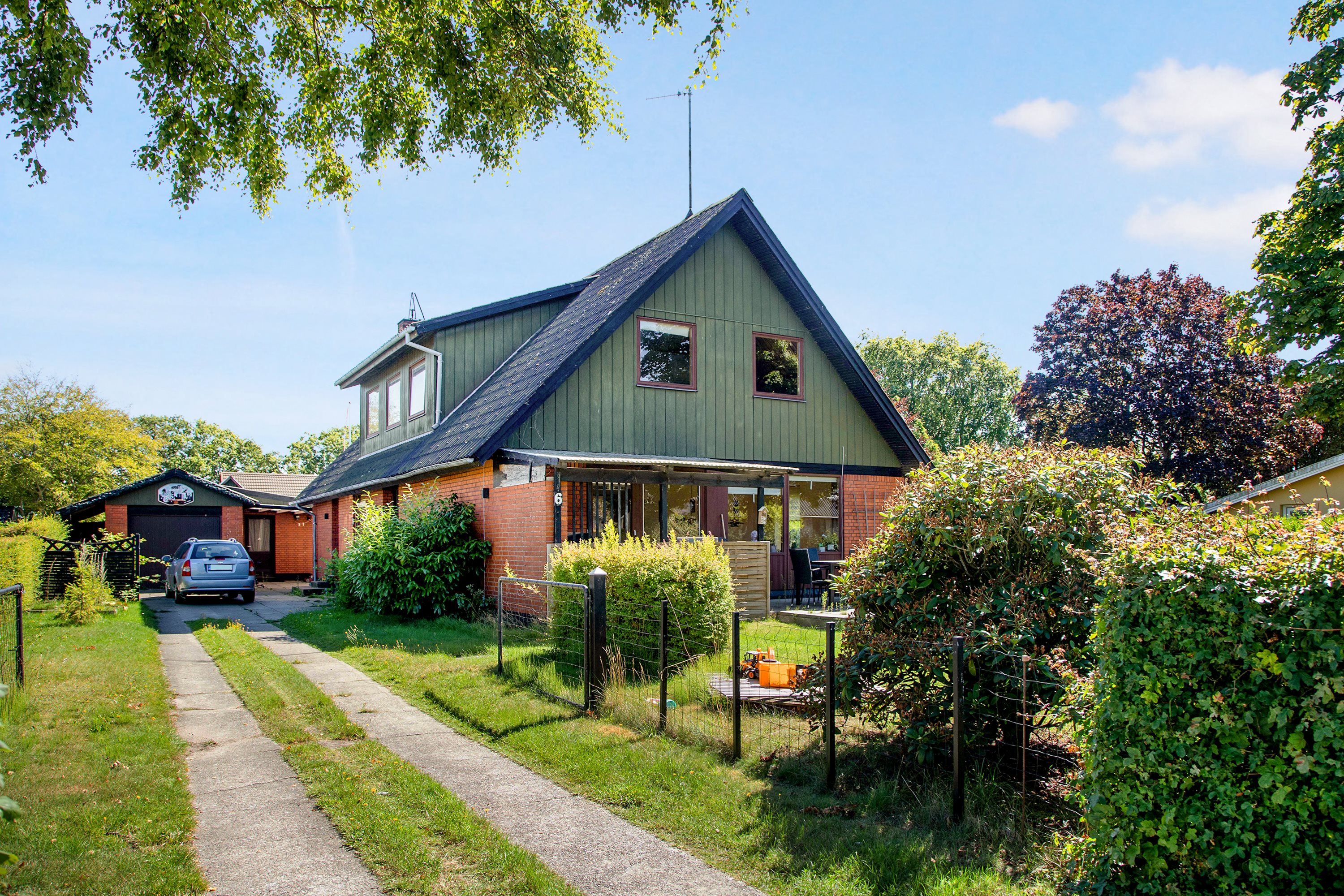 Fremhævet ejendommen billede i fuldskærmstilstand. Billede af Kromarksvej 6, Byrum By, 9940 Læsø