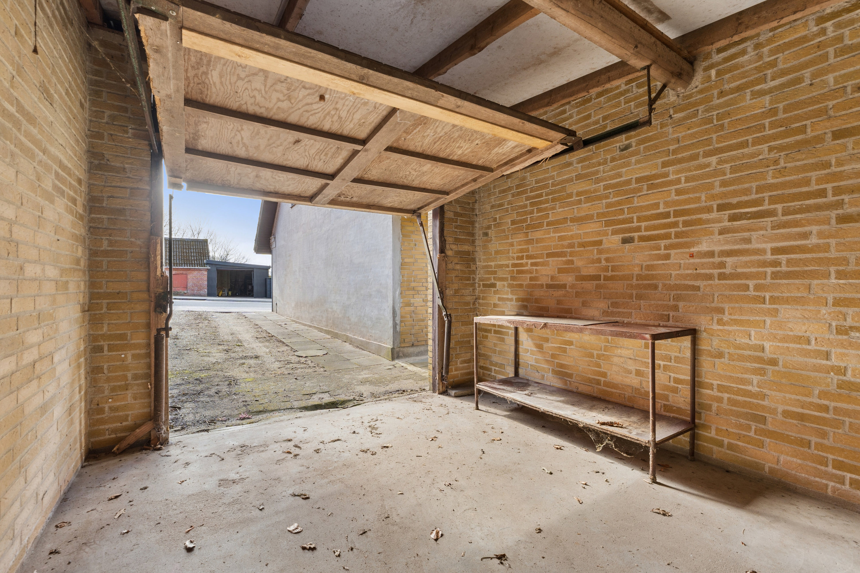 Fremhævet garage billede i fuldskærmstilstand. Billede af Vestergade 16, 6040 Egtved