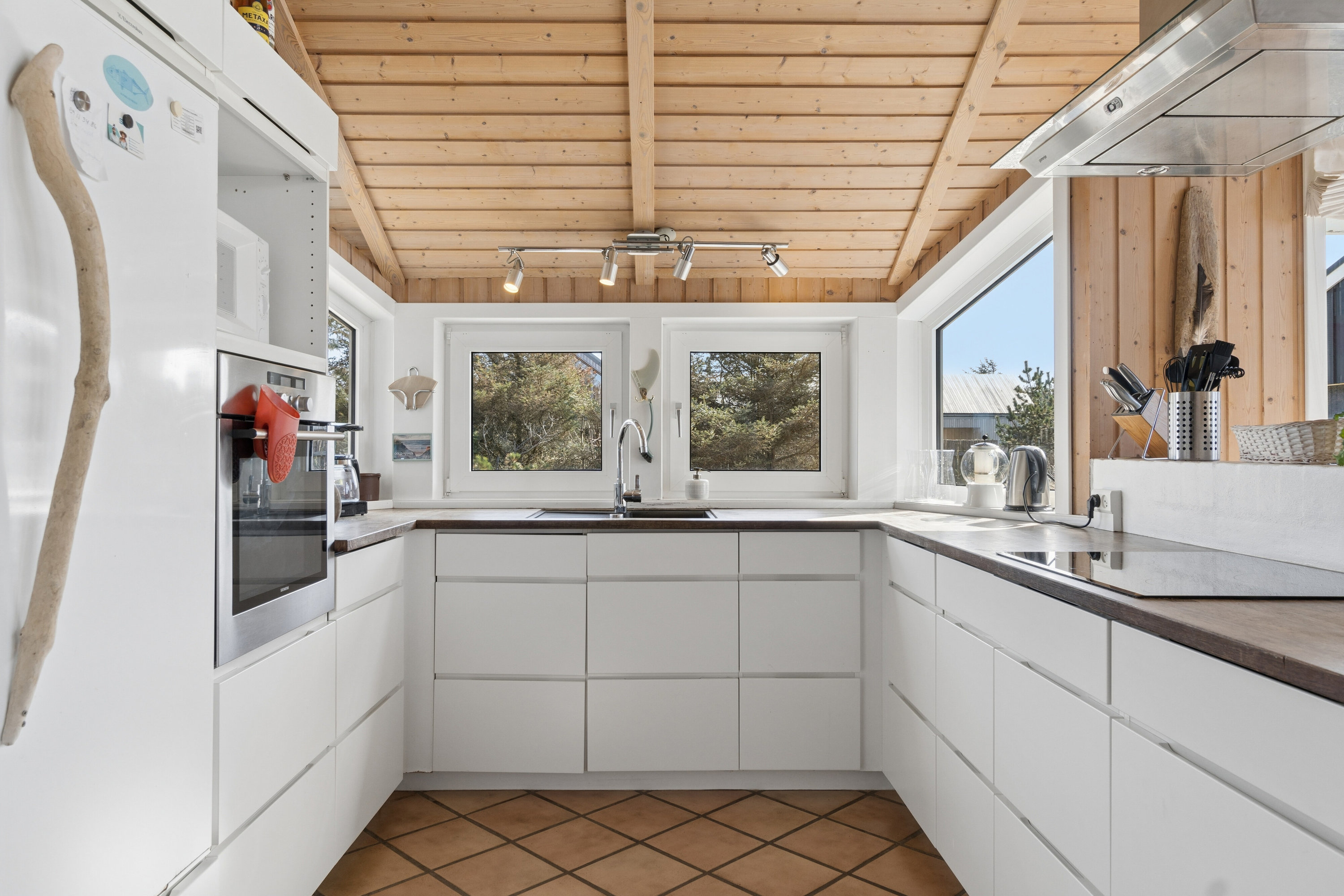 Fremhævet køkken billede i fuldskærmstilstand. Billede af Kløvborgsti 11A, Klitmøller, 7700 Thisted