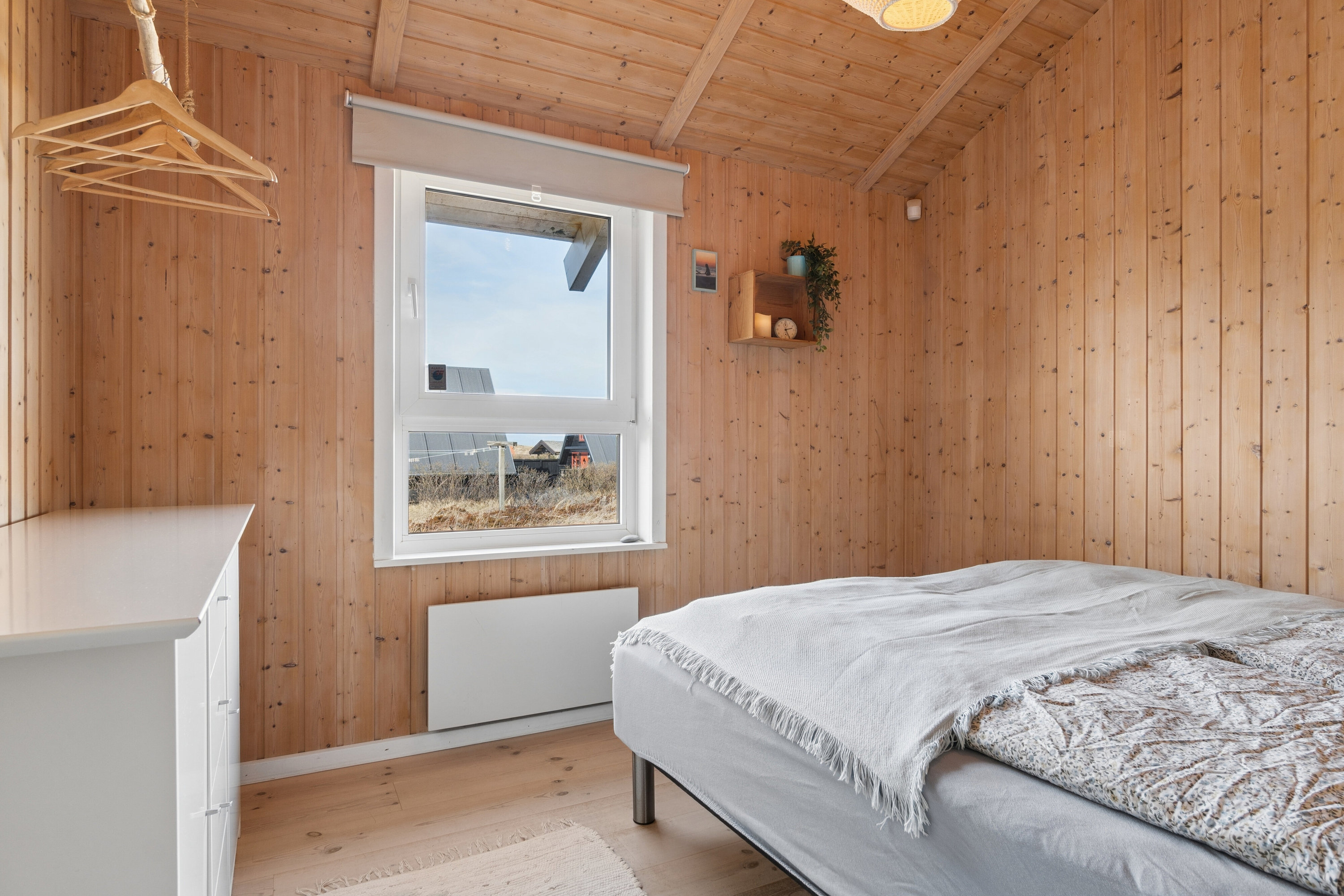 Fremhævet soveværelse billede i fuldskærmstilstand. Billede af Kløvborgsti 11A, Klitmøller, 7700 Thisted