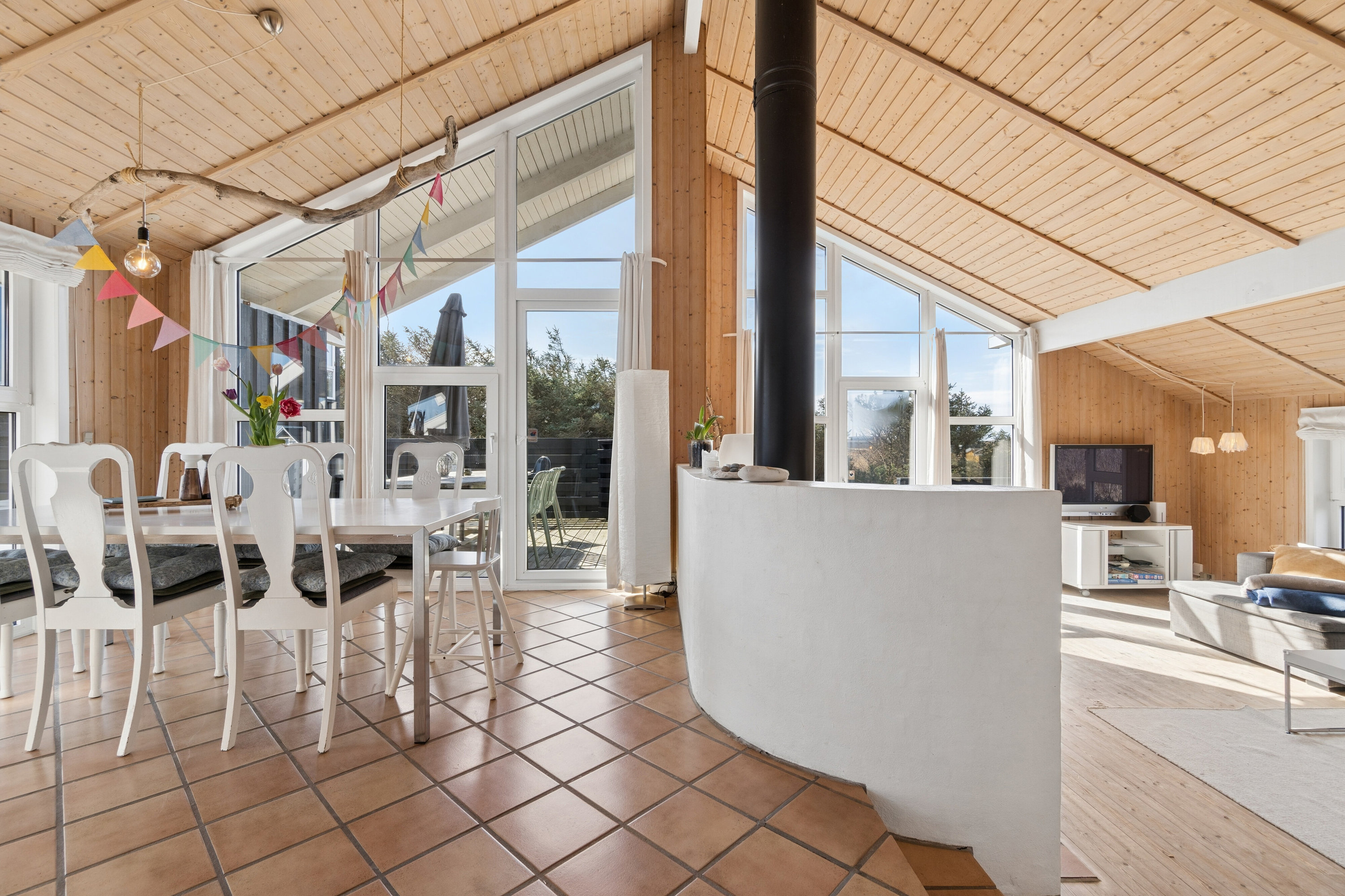 Fremhævet spisestue billede i fuldskærmstilstand. Billede af Kløvborgsti 11A, Klitmøller, 7700 Thisted