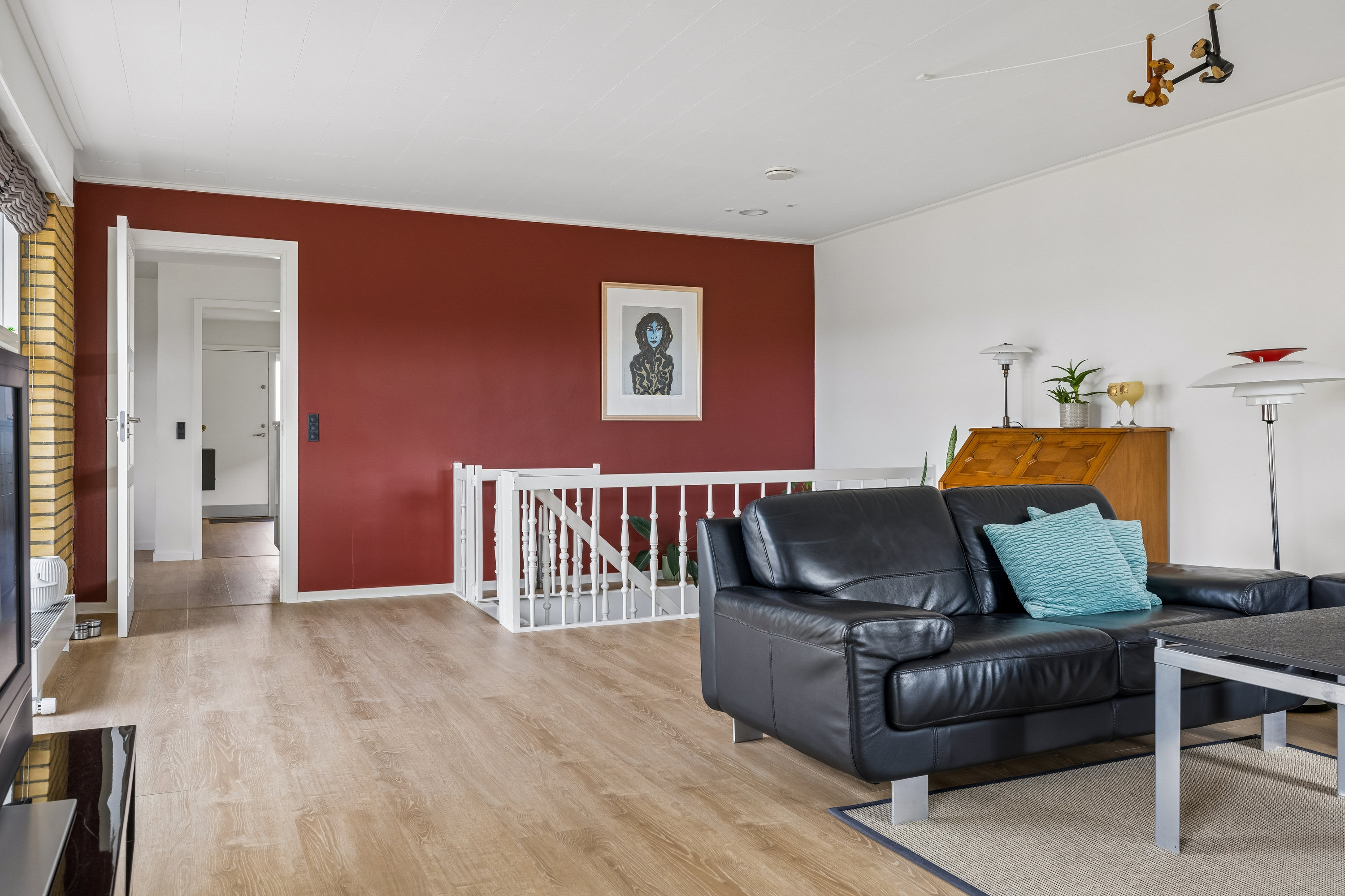 Fremhævet stue billede i fuldskærmstilstand. Billede af Søgårdsvej 21, Næsby, 5270 Odense N