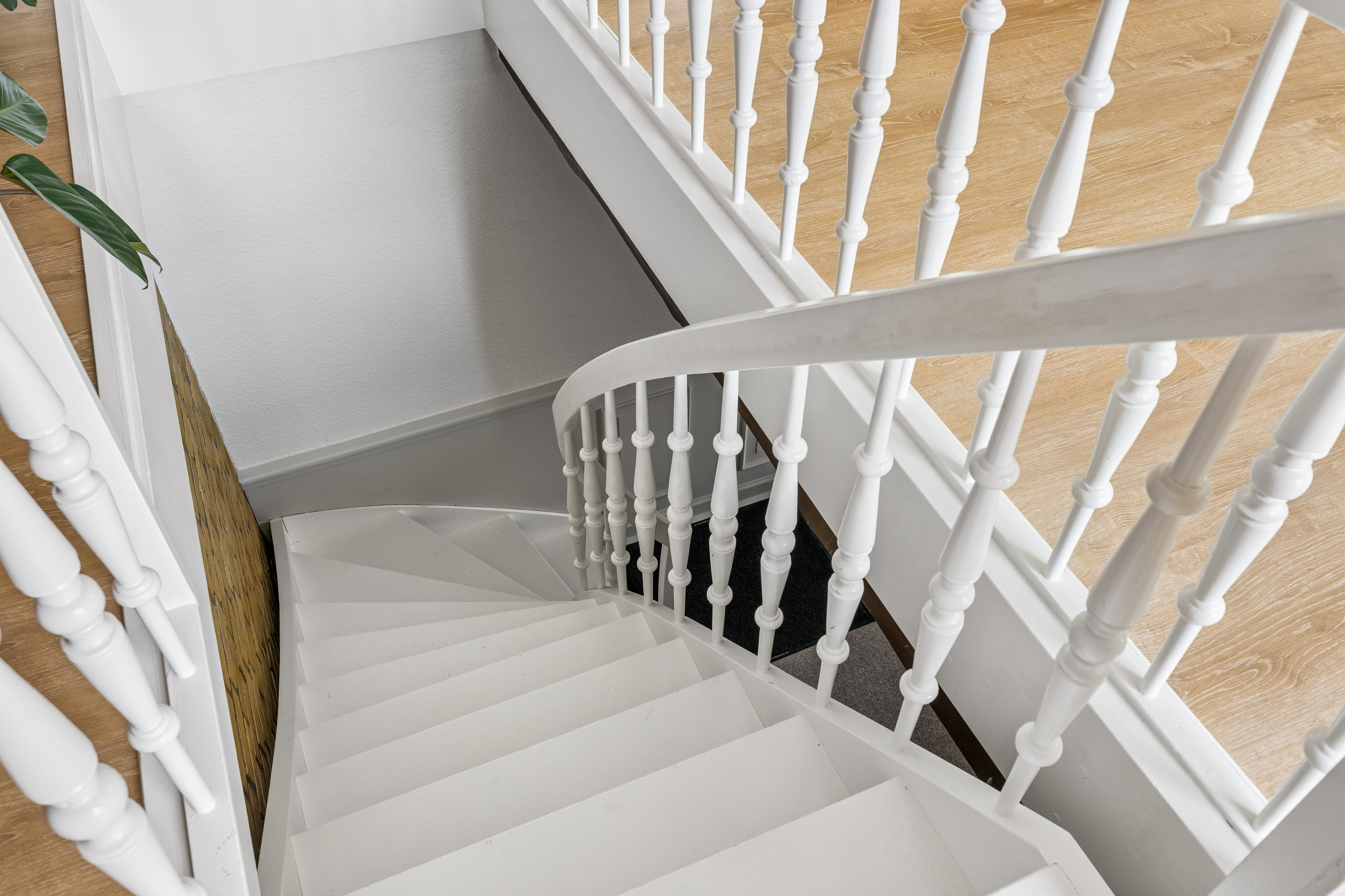 Fremhævet trappe billede i fuldskærmstilstand. Billede af Søgårdsvej 21, Næsby, 5270 Odense N