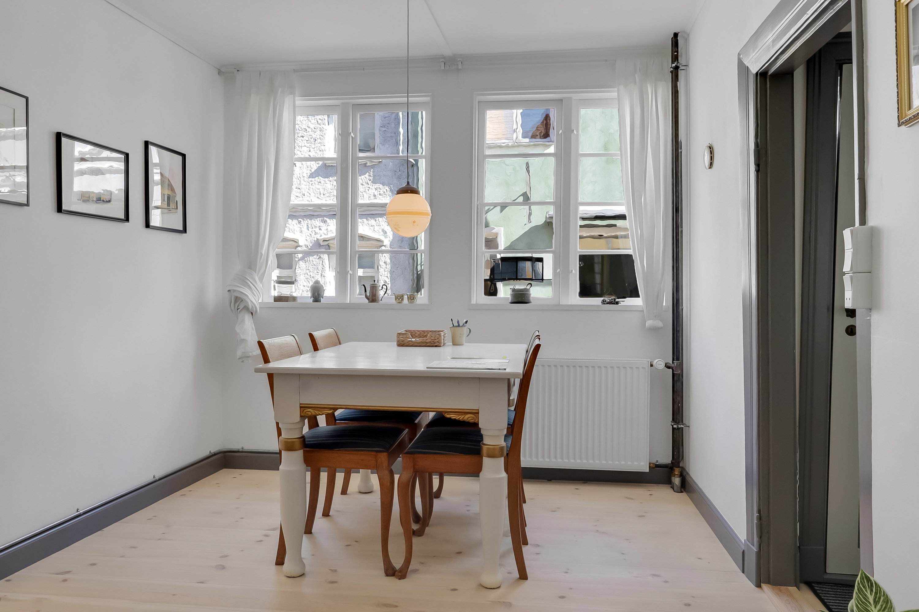 Fremhævet stue billede i fuldskærmstilstand. Billede af Sidsel Bagers Gade 11, 5900 Rudkøbing