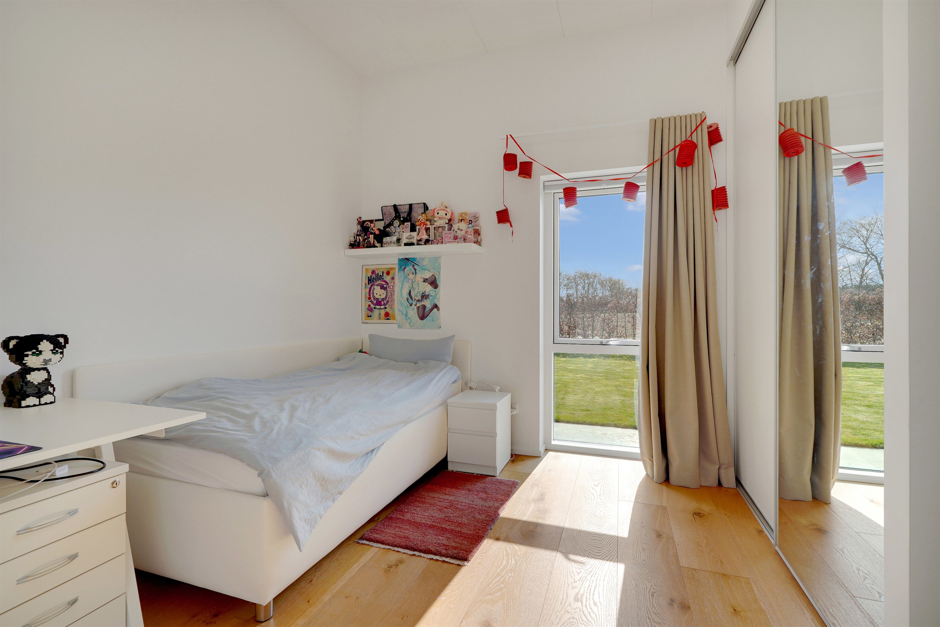 Fremhævet værelse billede i fuldskærmstilstand. Billede af Hønseringen 11, 7190 Billund