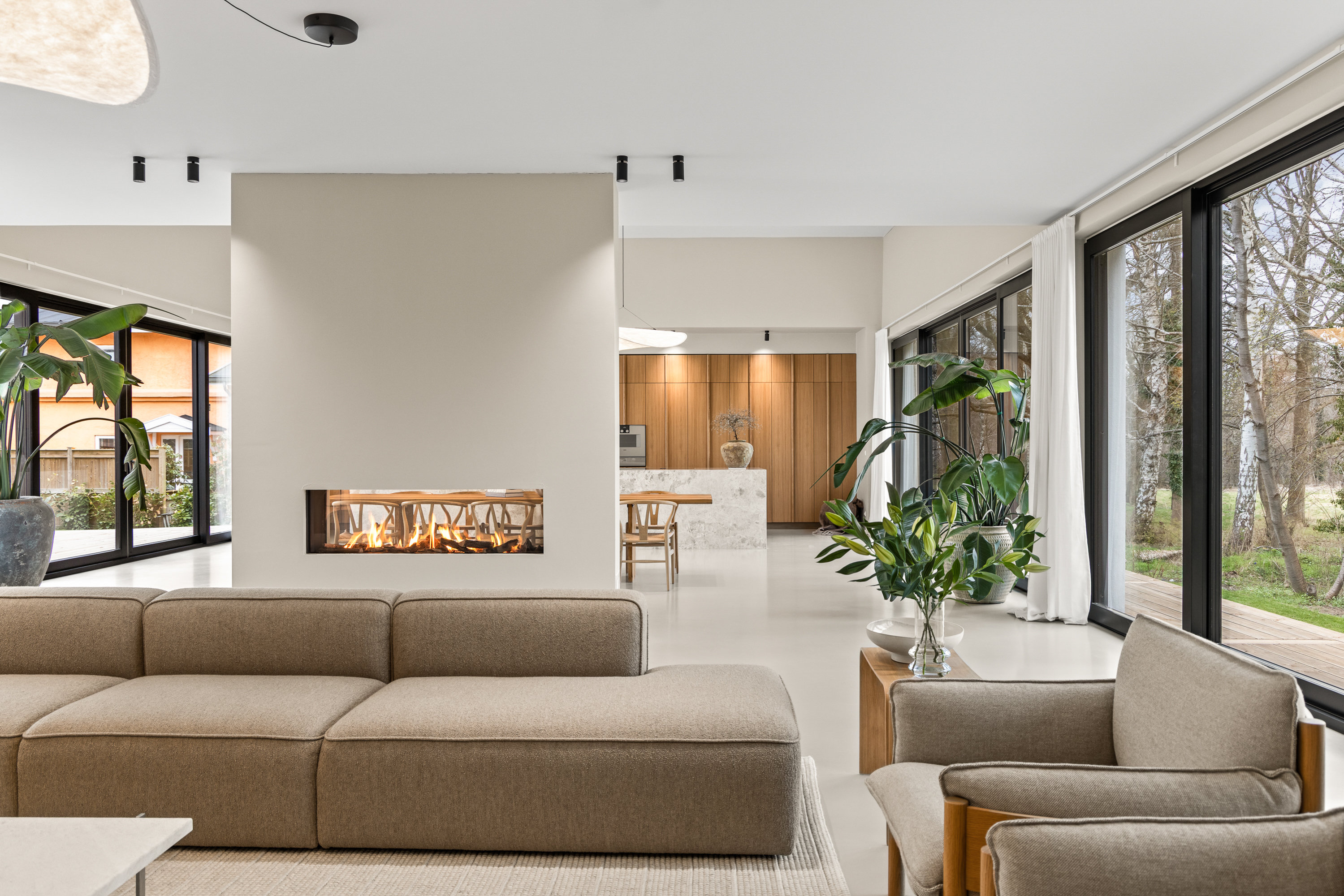 Fremhævet stue billede i fuldskærmstilstand. Billede af Hjortekærbakken 30, 2800 Kongens Lyngby